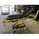 STRYKER 650 LB stretcher - S/N: 060740043