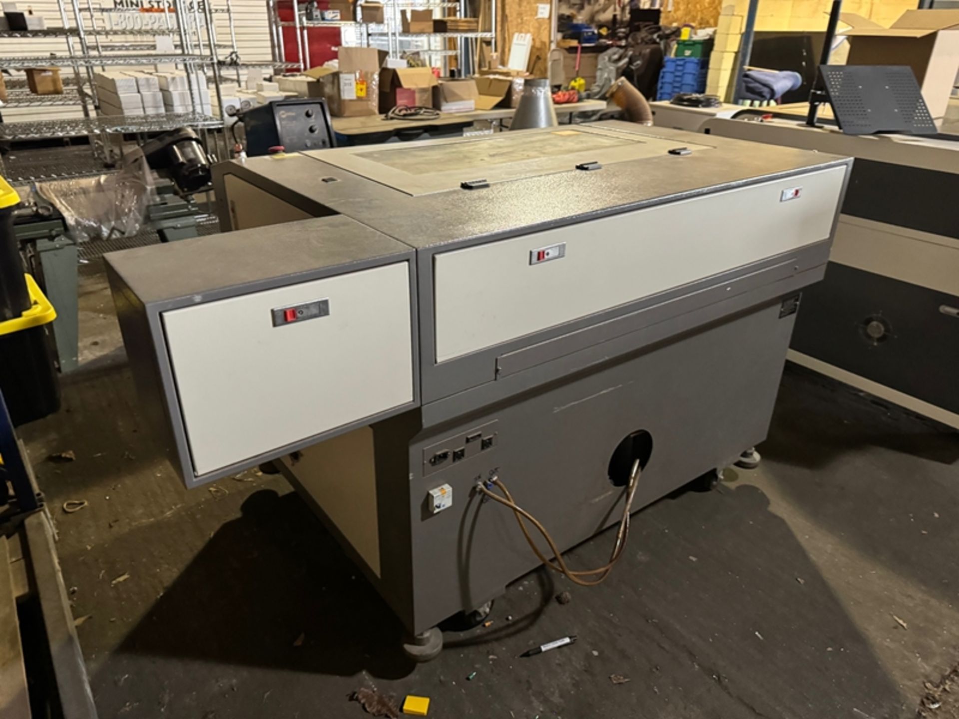 2008 JINAN Model LC6090 laser engraving machine approximately 36" X 24" cutting surface area with - Image 3 of 6