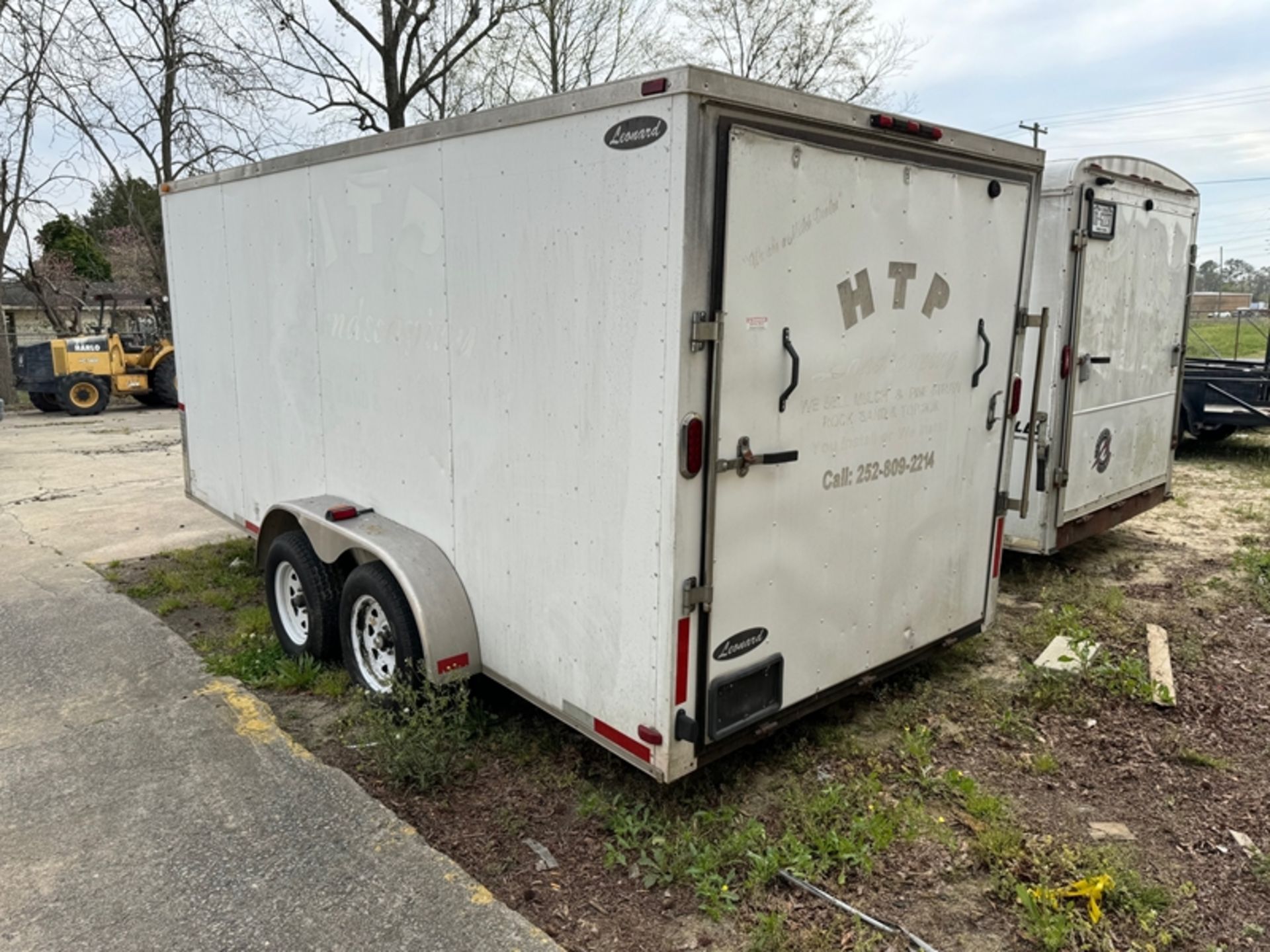 2015 ARISING INDUSTRIES 7'x16' v-nose enclosed trailer - 5YCBE162XFH021727 - Image 4 of 5