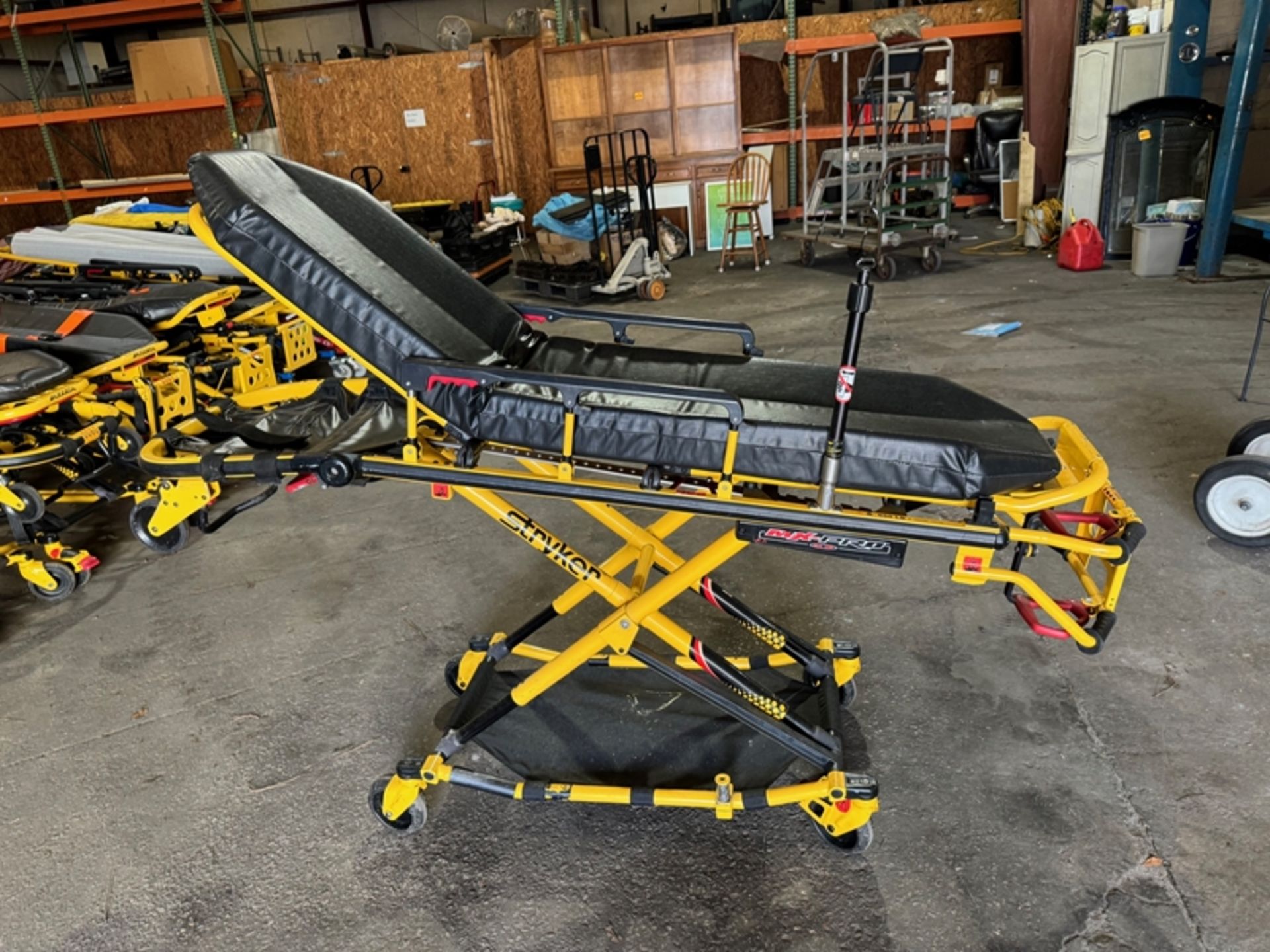STRYKER 650 LB stretcher - S/N: 060740043 - Image 2 of 2