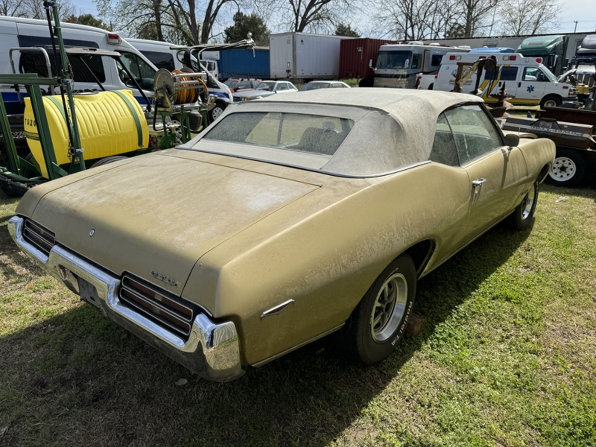 1969 PONTIAC GTO convertible - engine rebuilt and modified, but not hooked up completely - mileage - Image 3 of 13