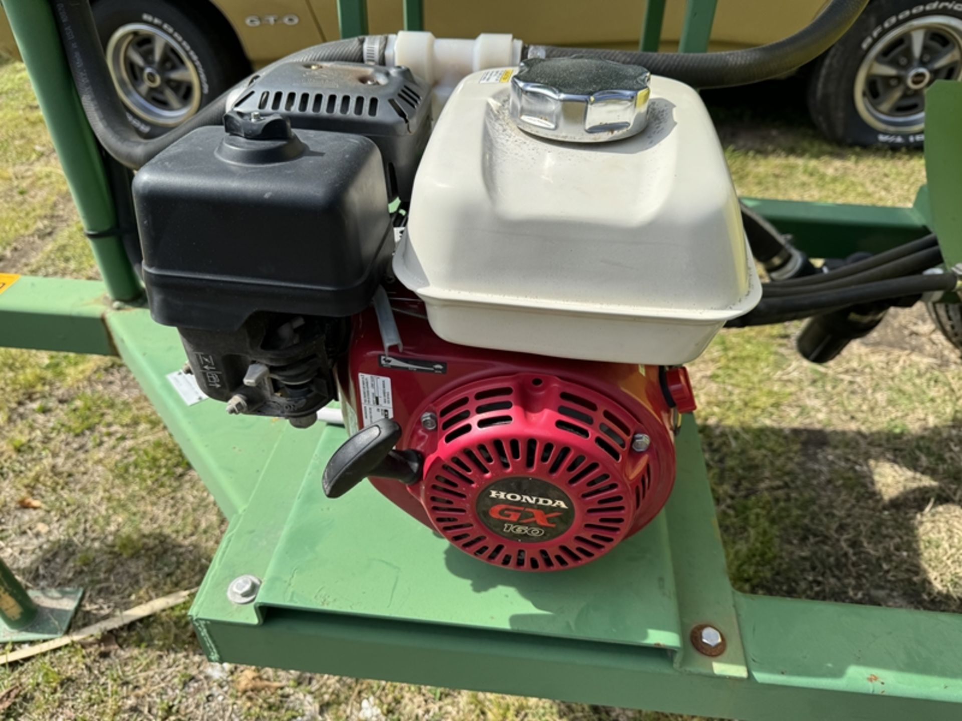 REDDICK 110 gallon pull tight sprayer, gas powered pump with booms and hose reel - Image 5 of 6