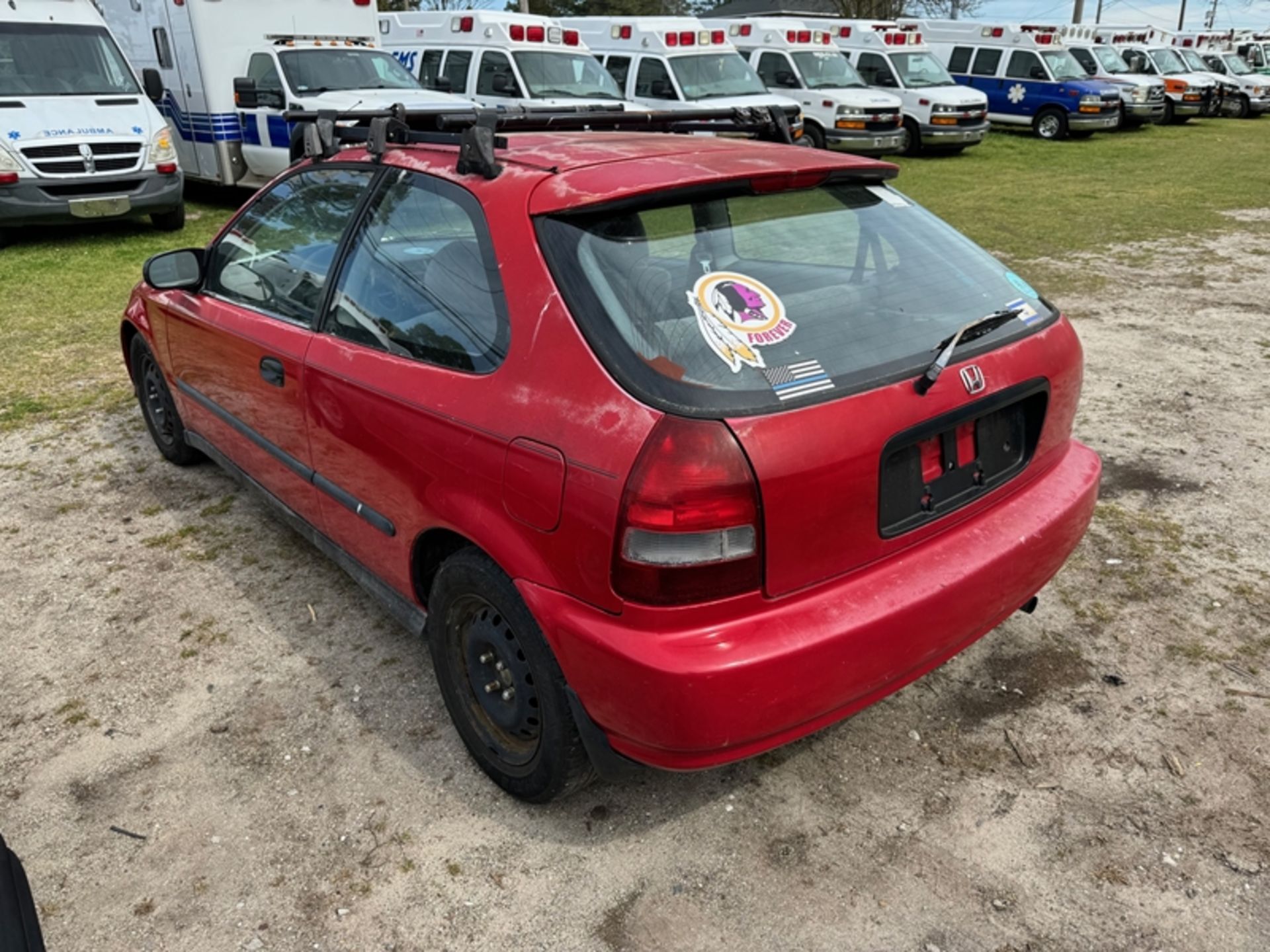 1999 HONDA Civic, automatic - 412,991 miles showing - 2HGEJ6442XH113233 - Image 4 of 6