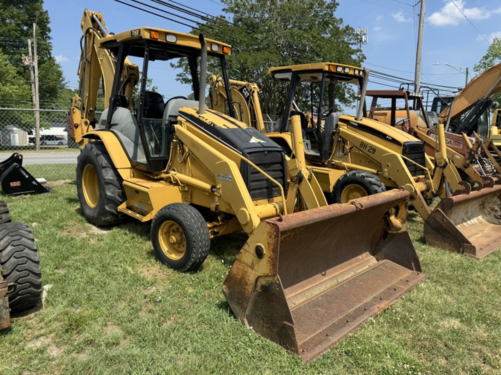 CAT 416D backhoe, 2wd with TRAMAC SC36 jackhammer and 30" rear bucket – 2388 hours showing - - Image 2 of 5