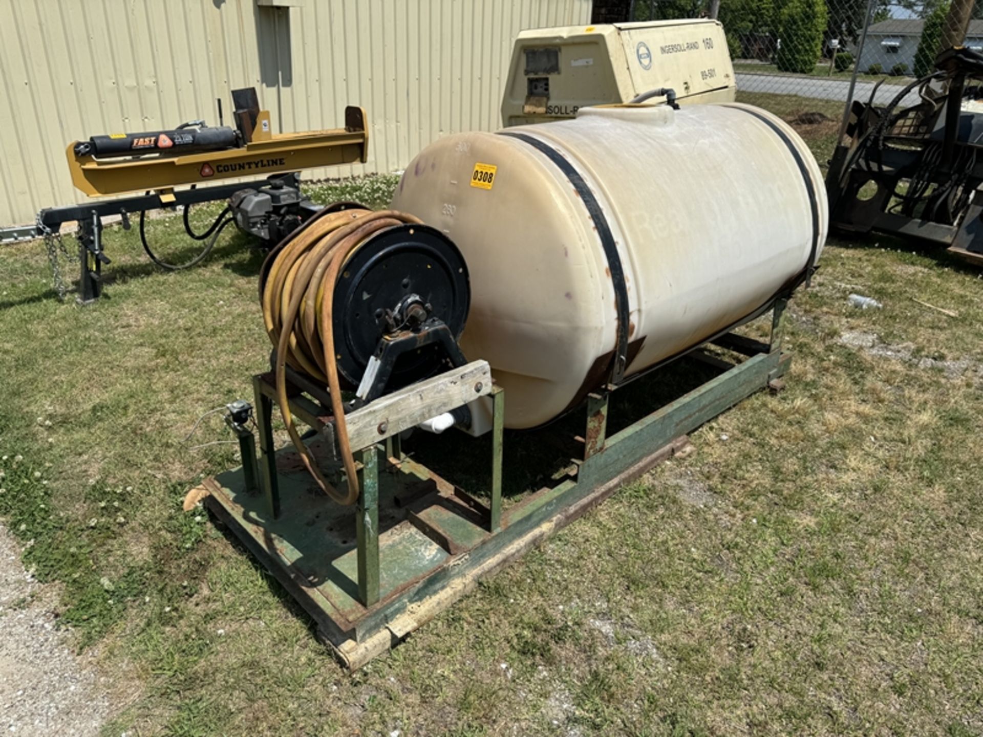 300 gallon tank with hhose and reel