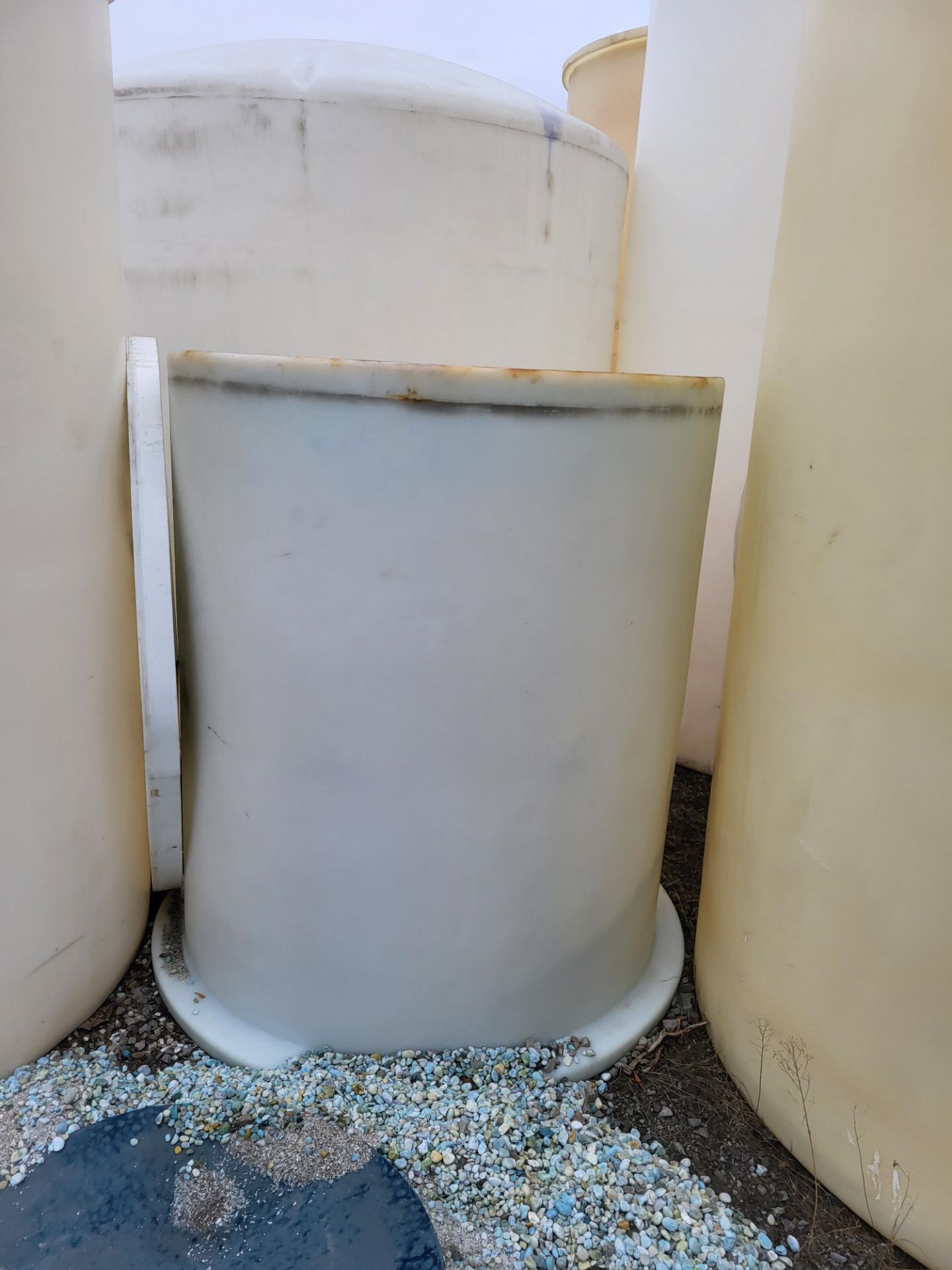 ~750 Gallon HDPE Vertical Storage Tank, w/ Lid