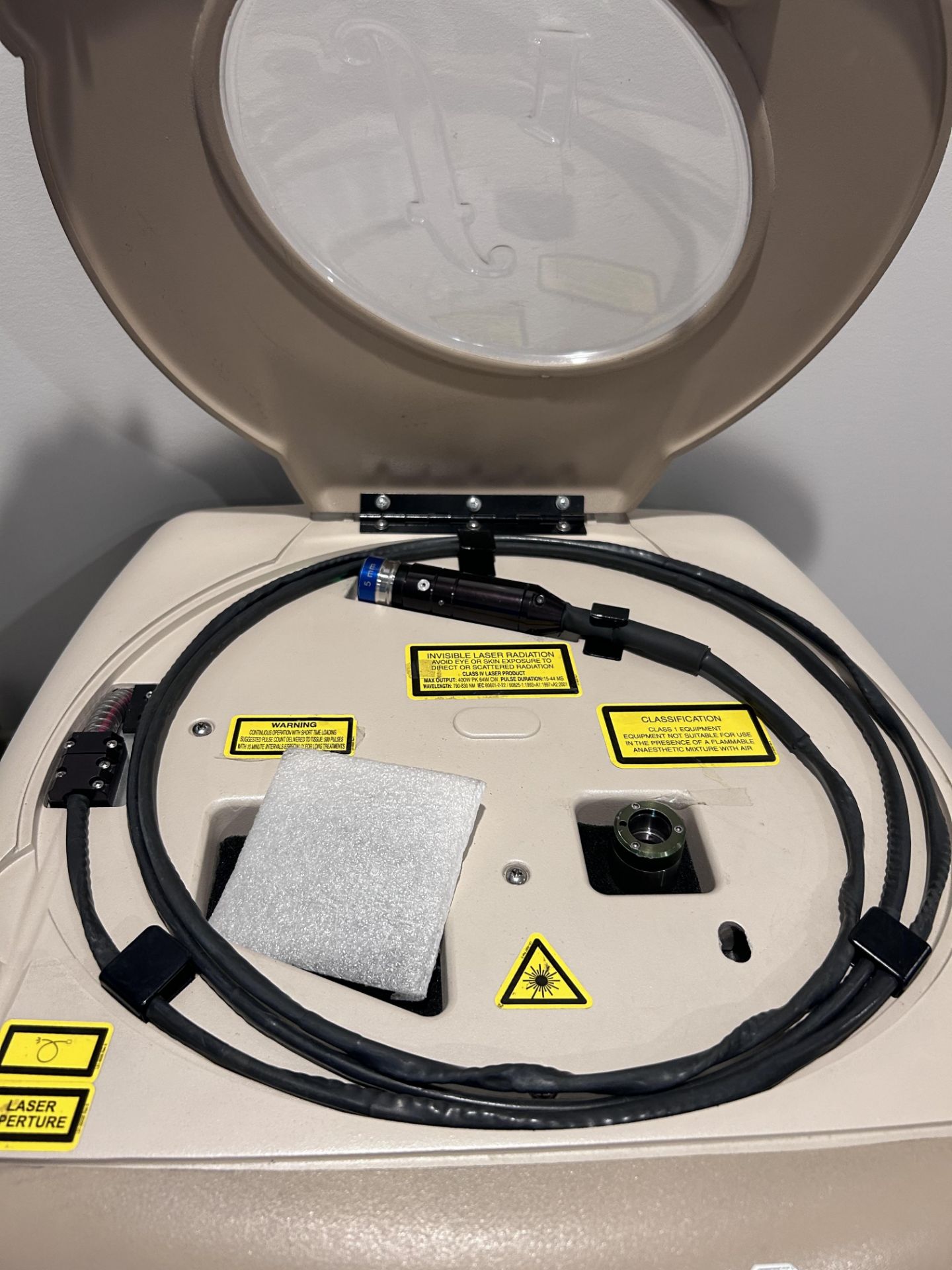 OPUS-MED mod. F1 Laser Diode Machine for epilation - Image 2 of 5