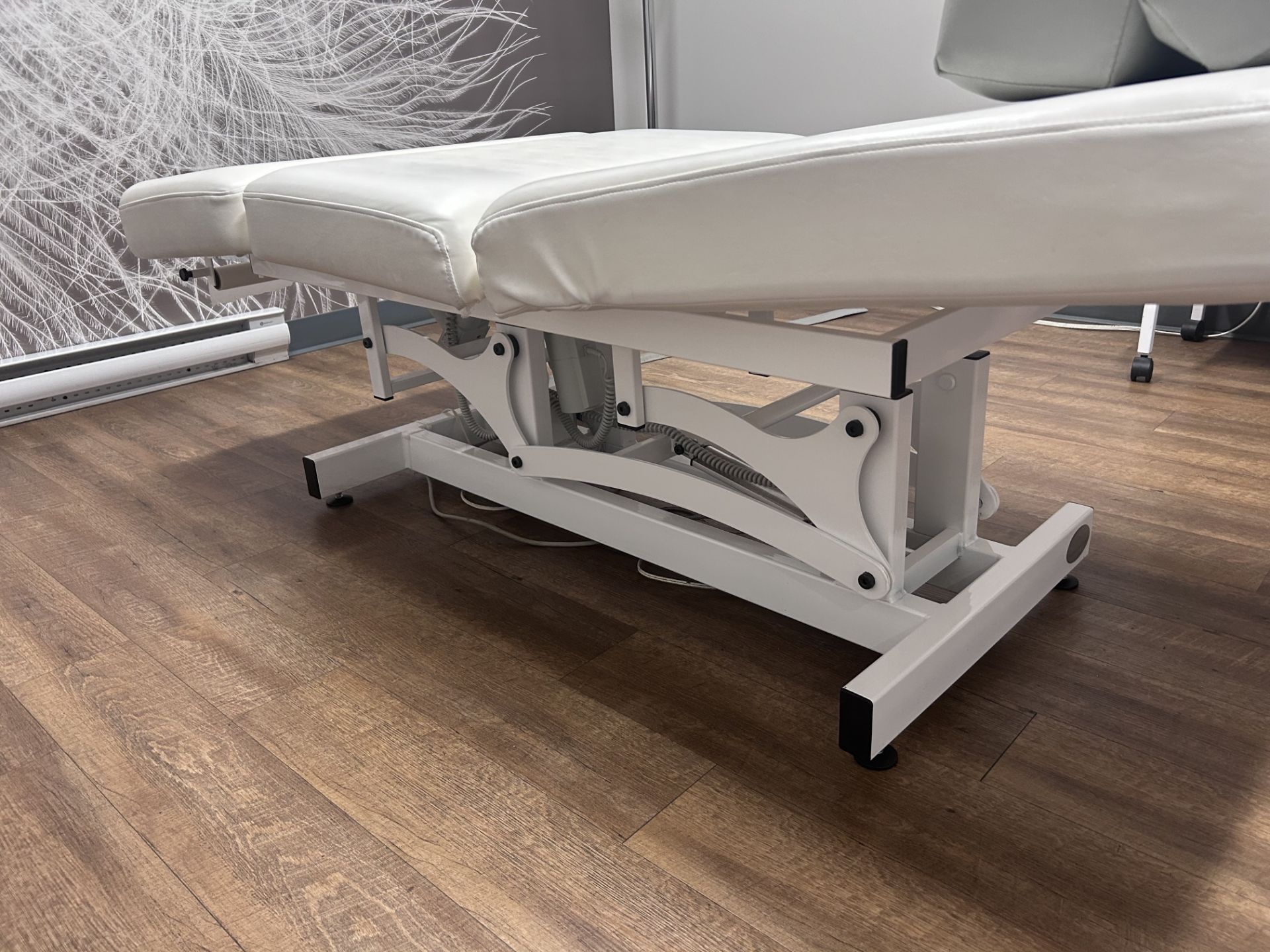 Electric Massage Bed - Image 2 of 7