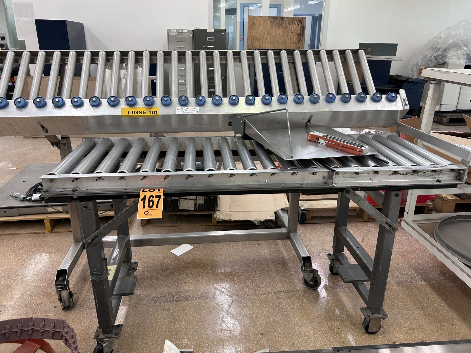 Lot of (2) Rolling conveyors