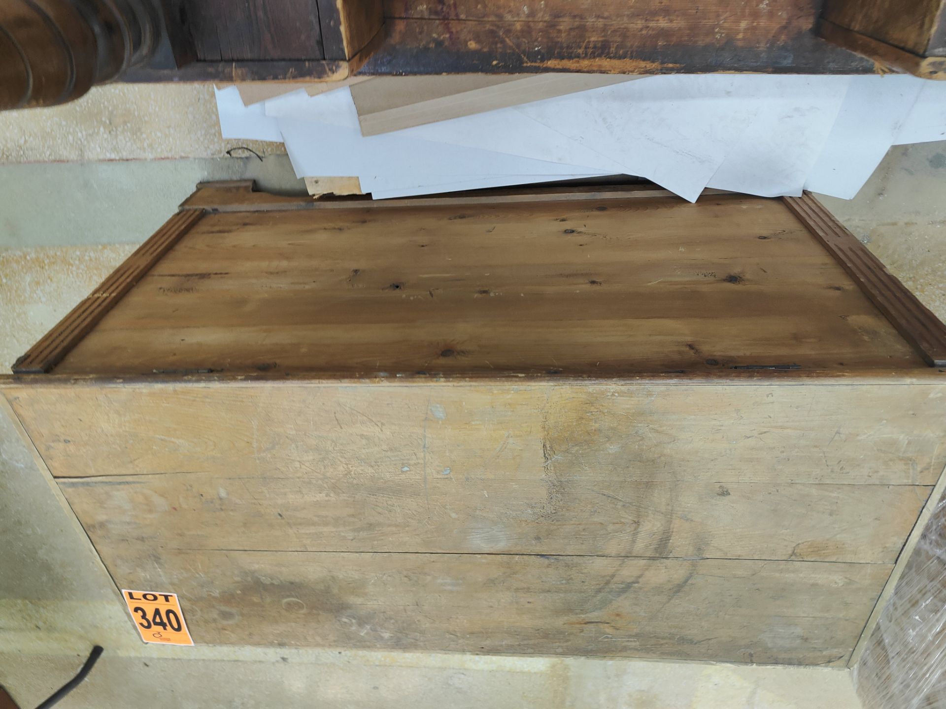 Wooden chest - Image 4 of 4