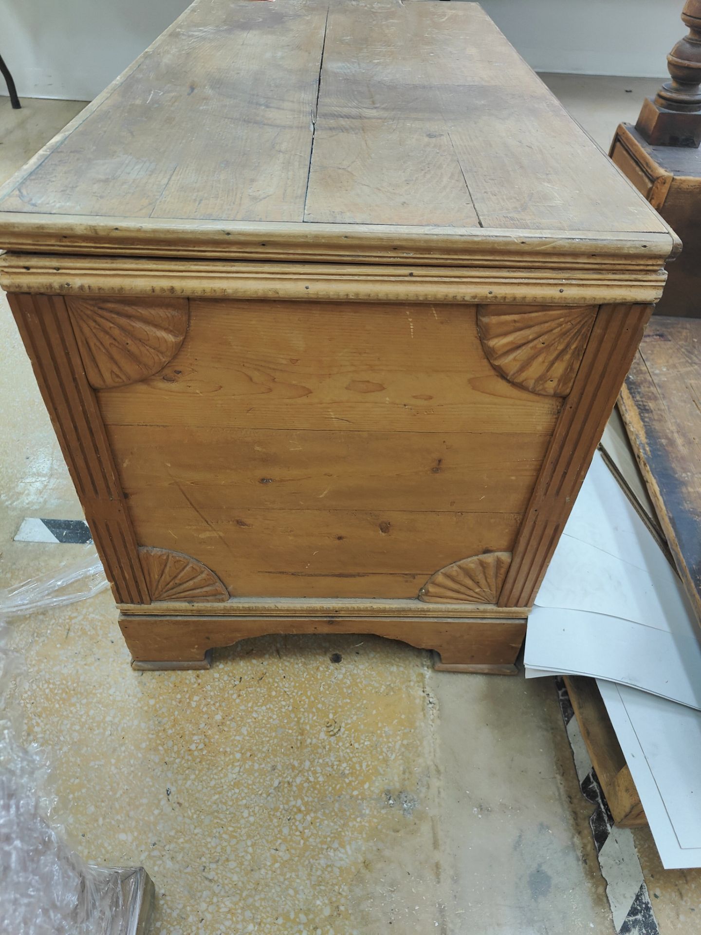 Wooden chest - Image 3 of 4