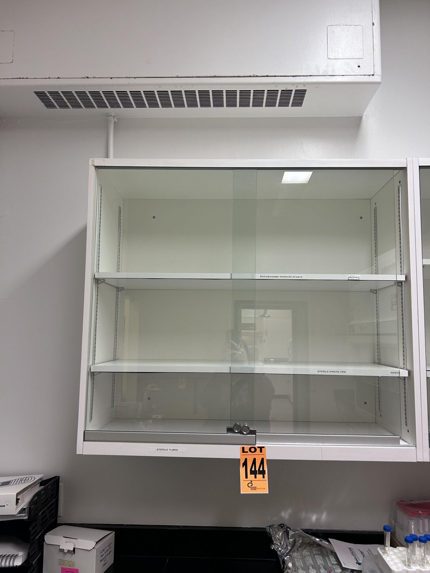 3-shelf cabinet with glass door