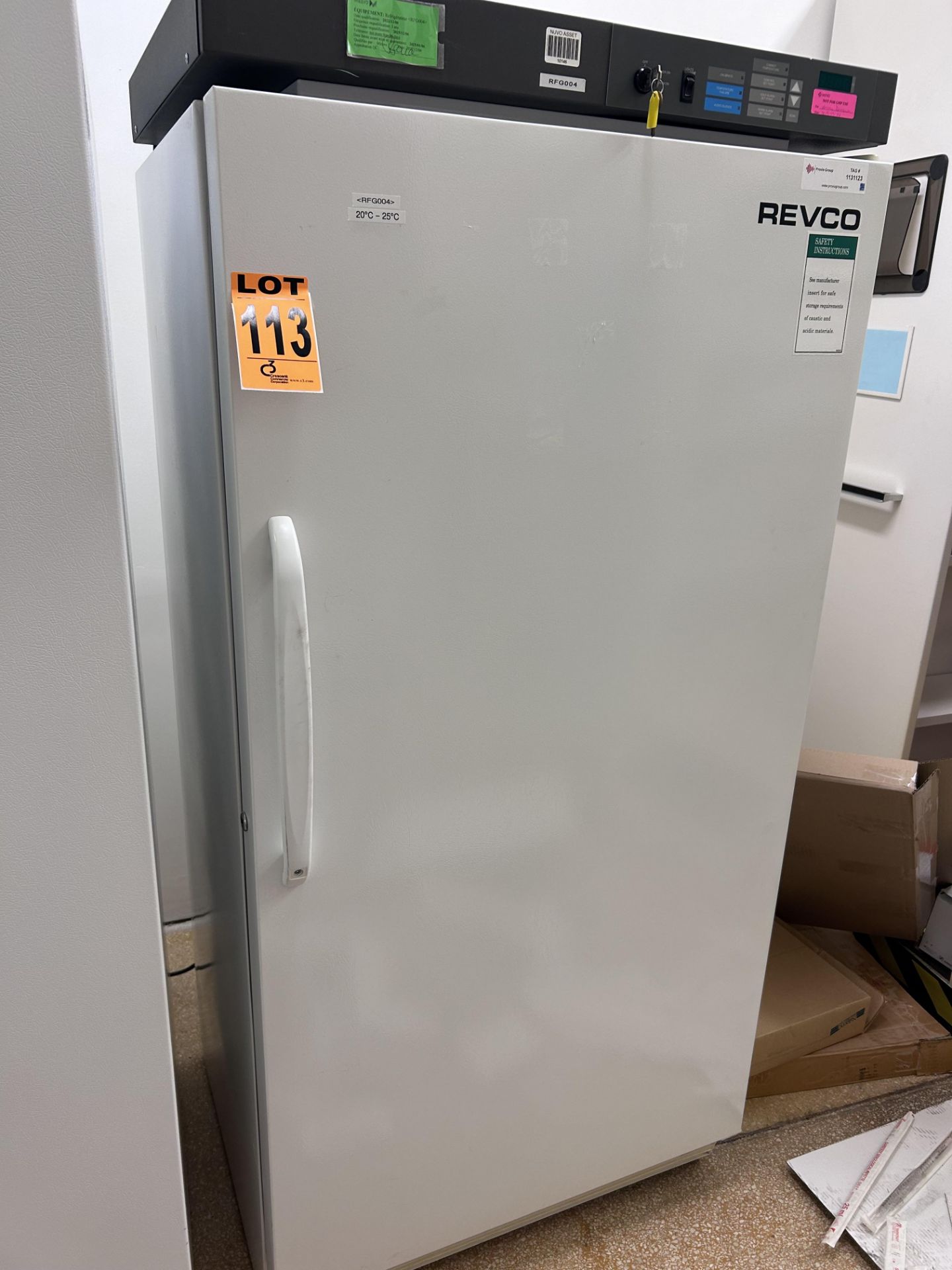 REVCO Refrigerator Mod. B0D30A14