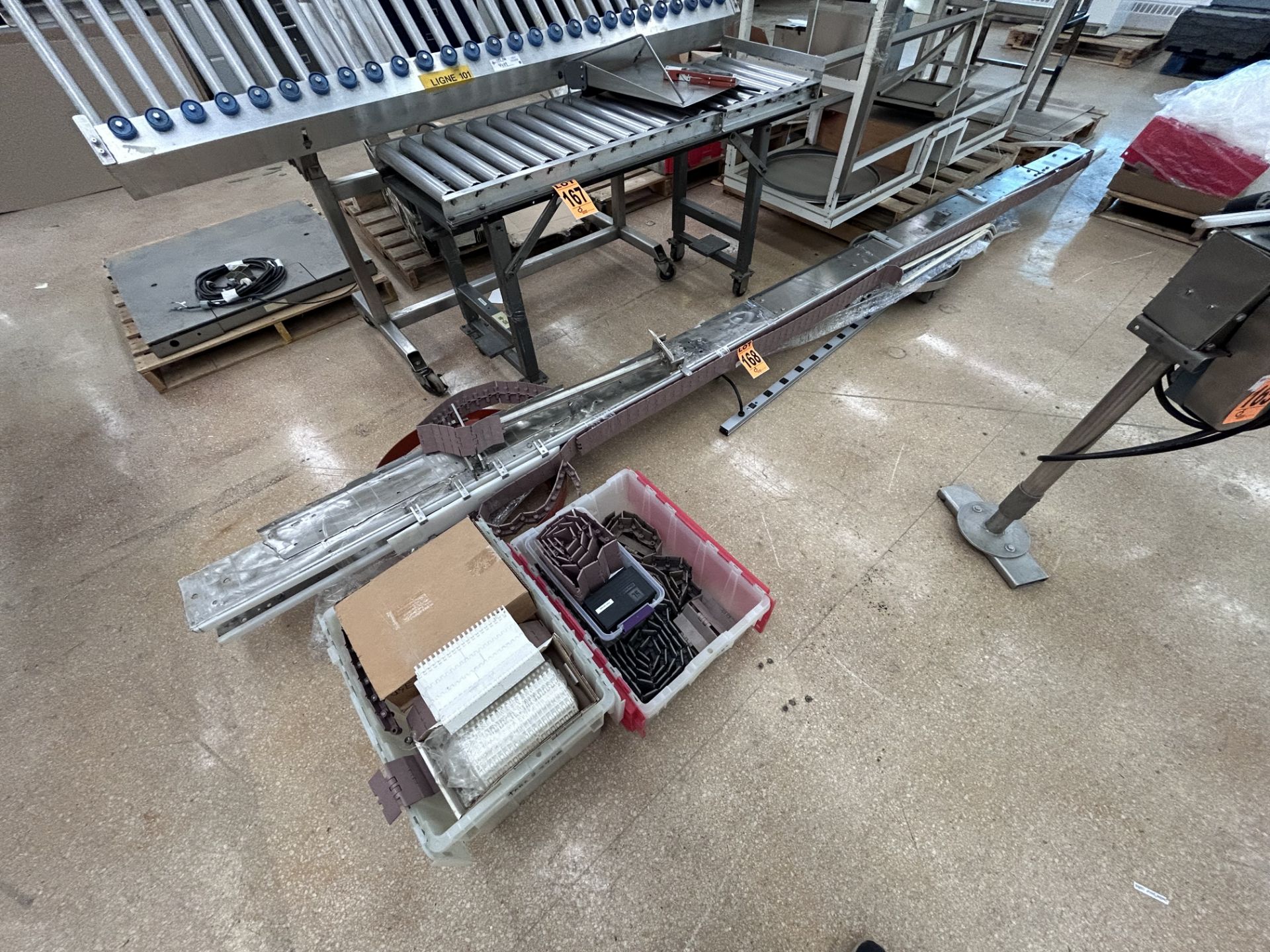 Lot of conveyor pieces - Image 2 of 4