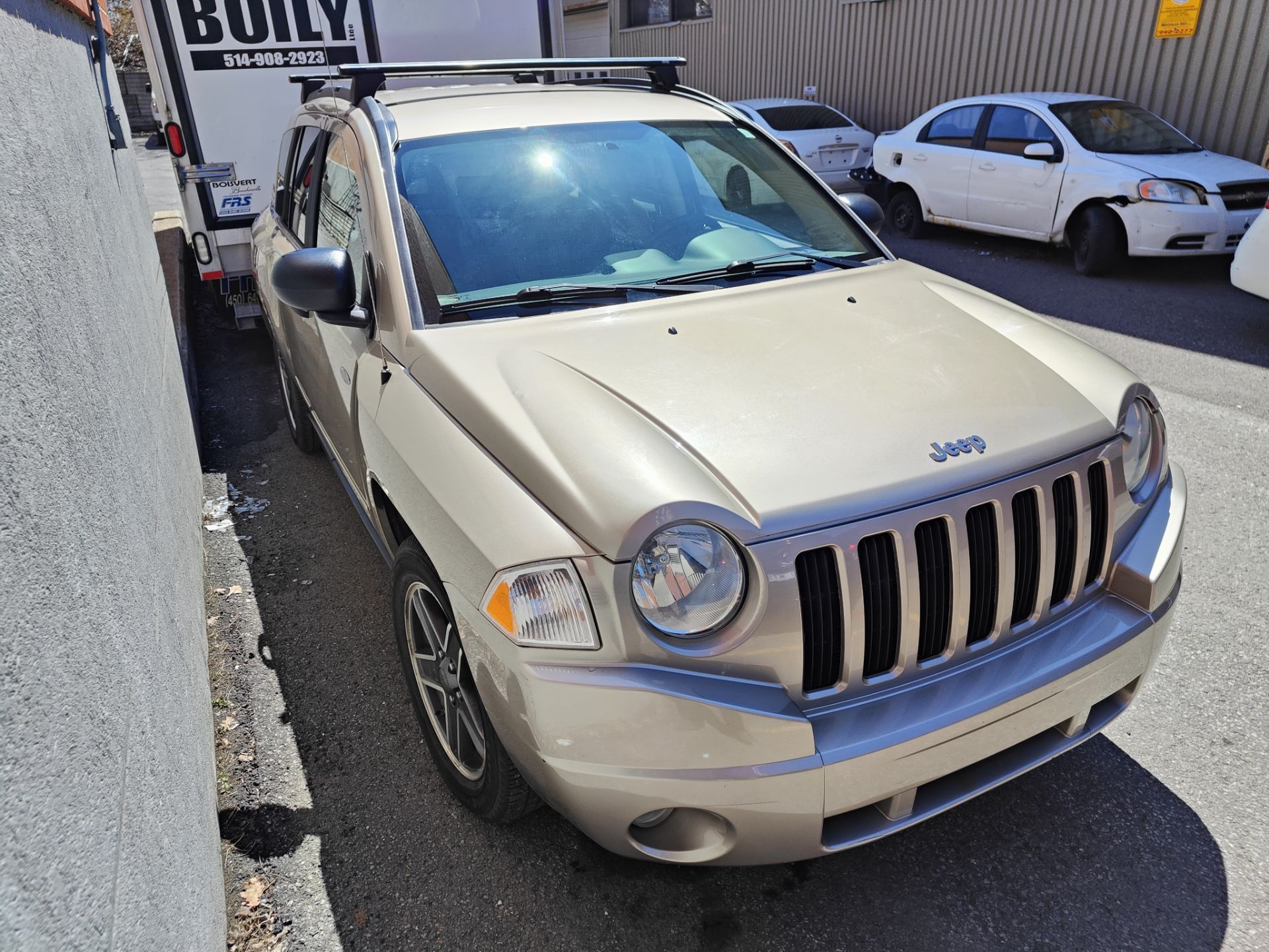 2009 JEEP Compass, Manual, 118,871 km - Image 2 of 16