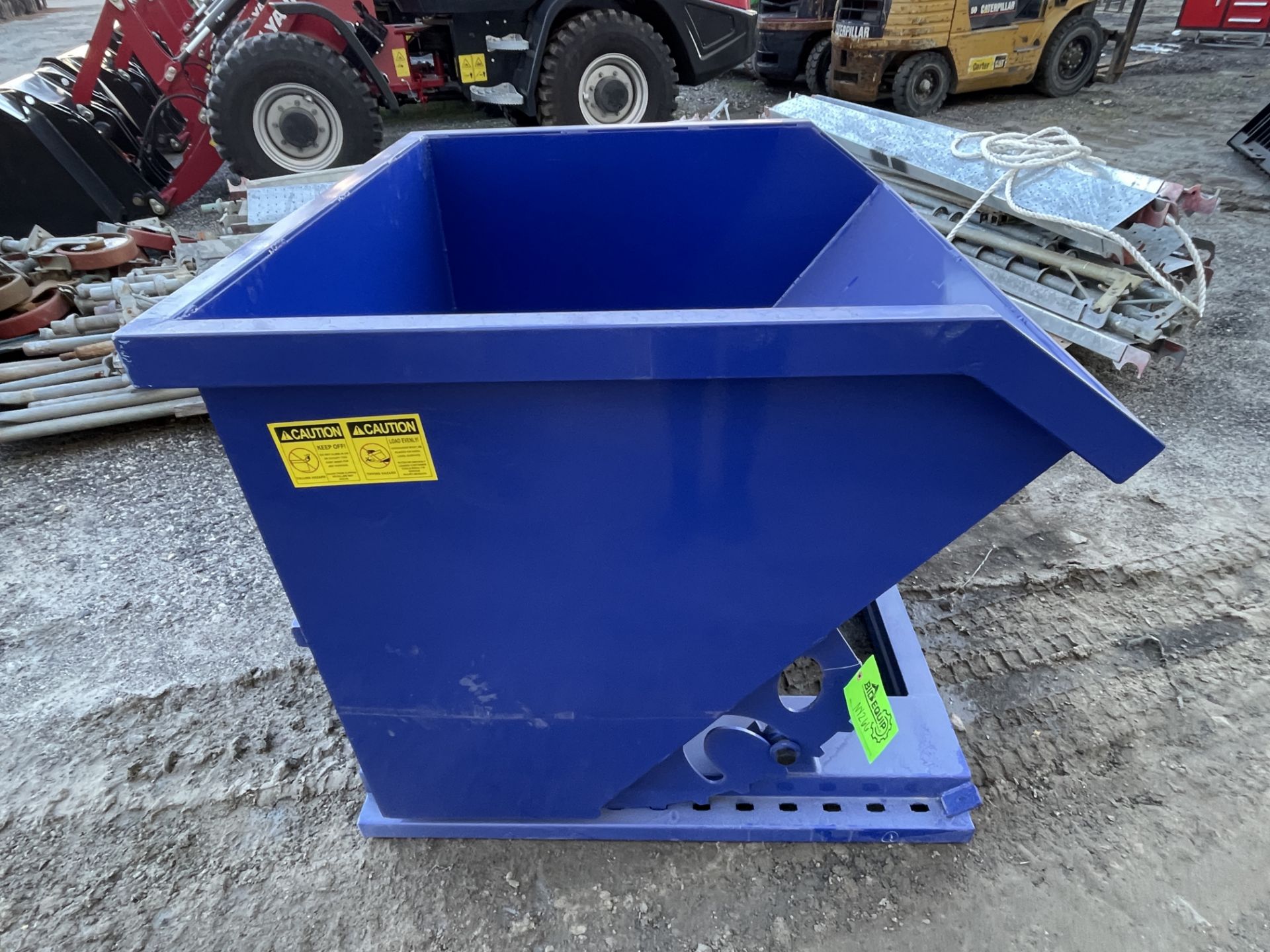 Brand New 1 Cubic Yard Self Dumping Hopper (NY266) - Image 3 of 6