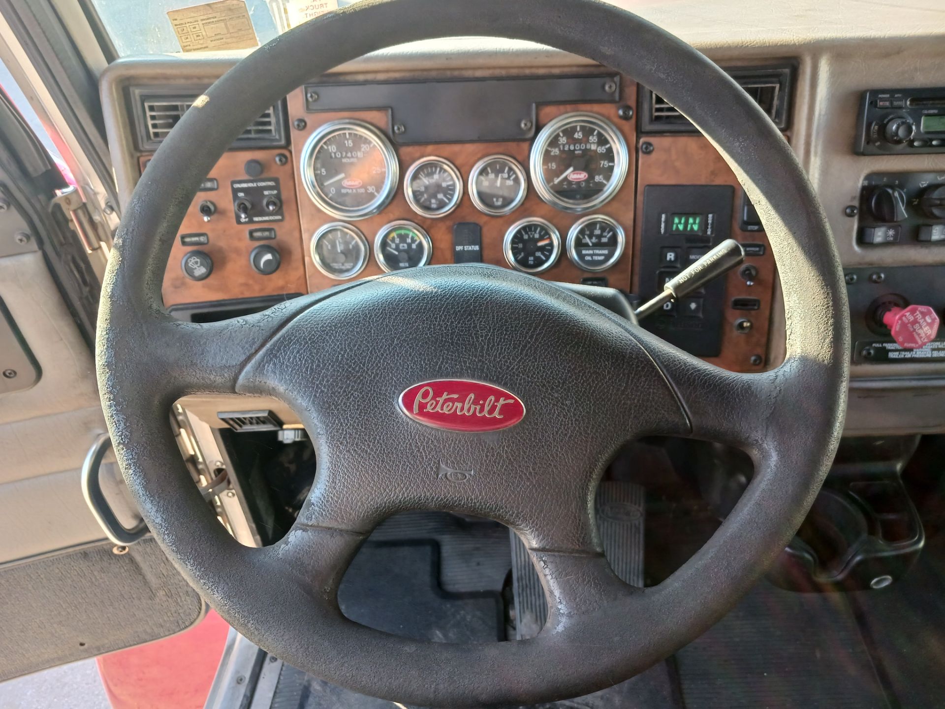 2007 Peterbilt 335 Dump Truck (JR2) - Image 15 of 24