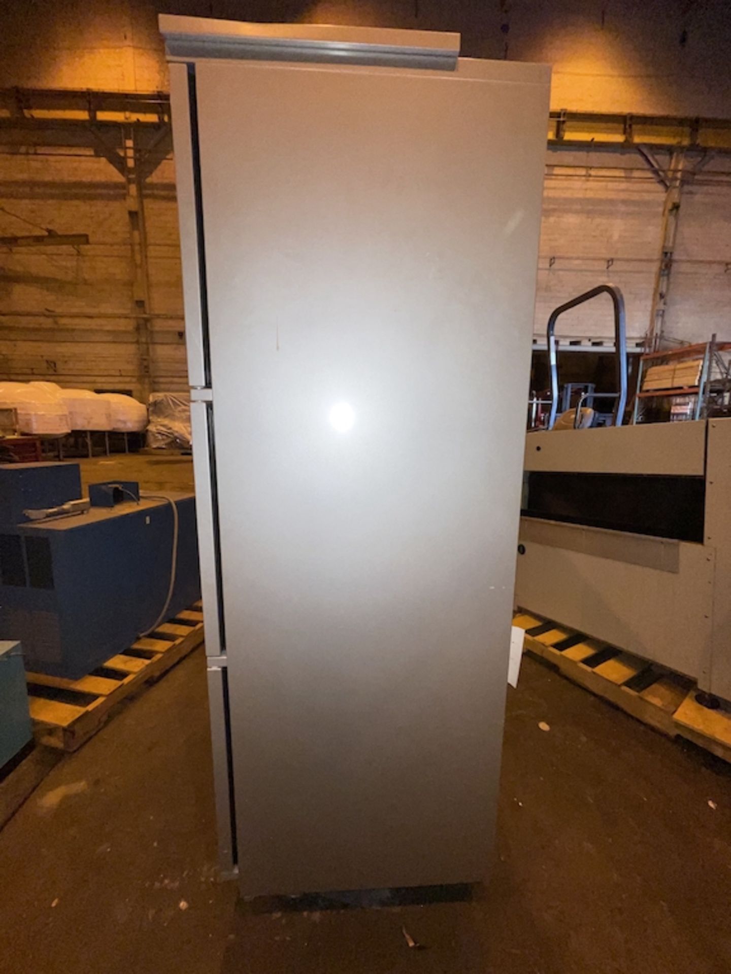 McDry Low Humidity Storage Cabinet (ETW90) - Image 2 of 11