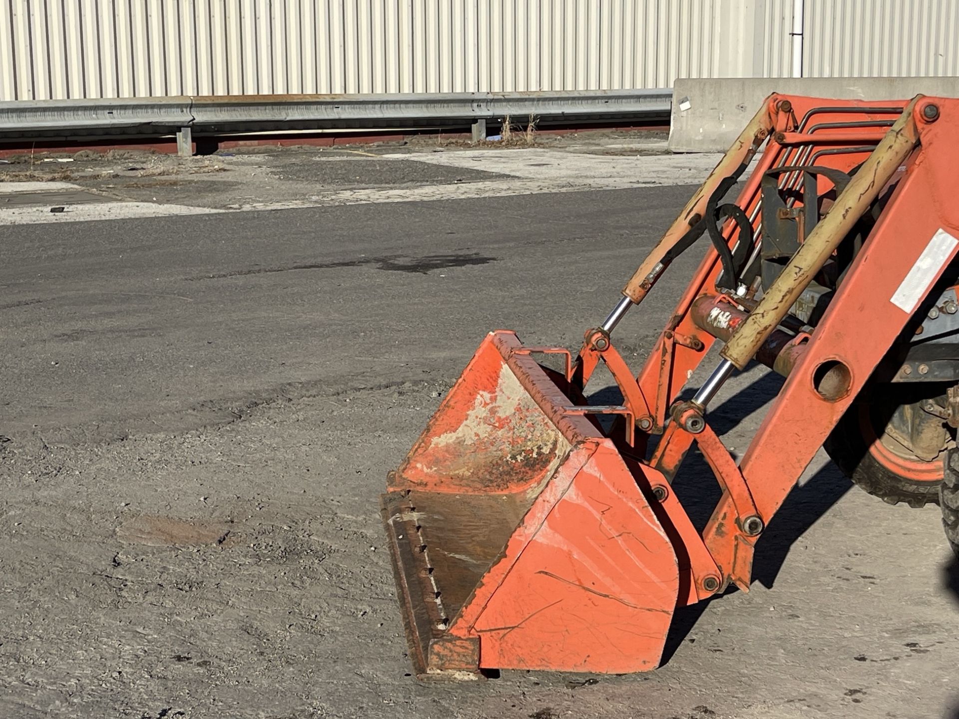 2006 Kubota B21 4x4 Mini Backhoe - Image 9 of 14