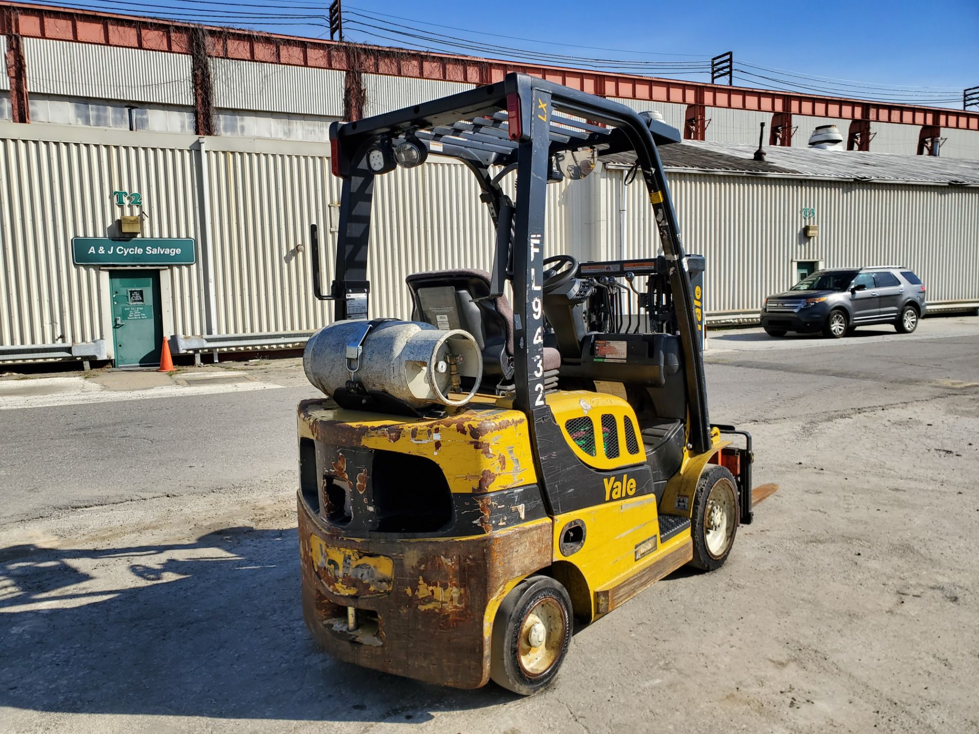 Yale GLC050LXNDAV062 4,000 lb Forklift - Image 4 of 14