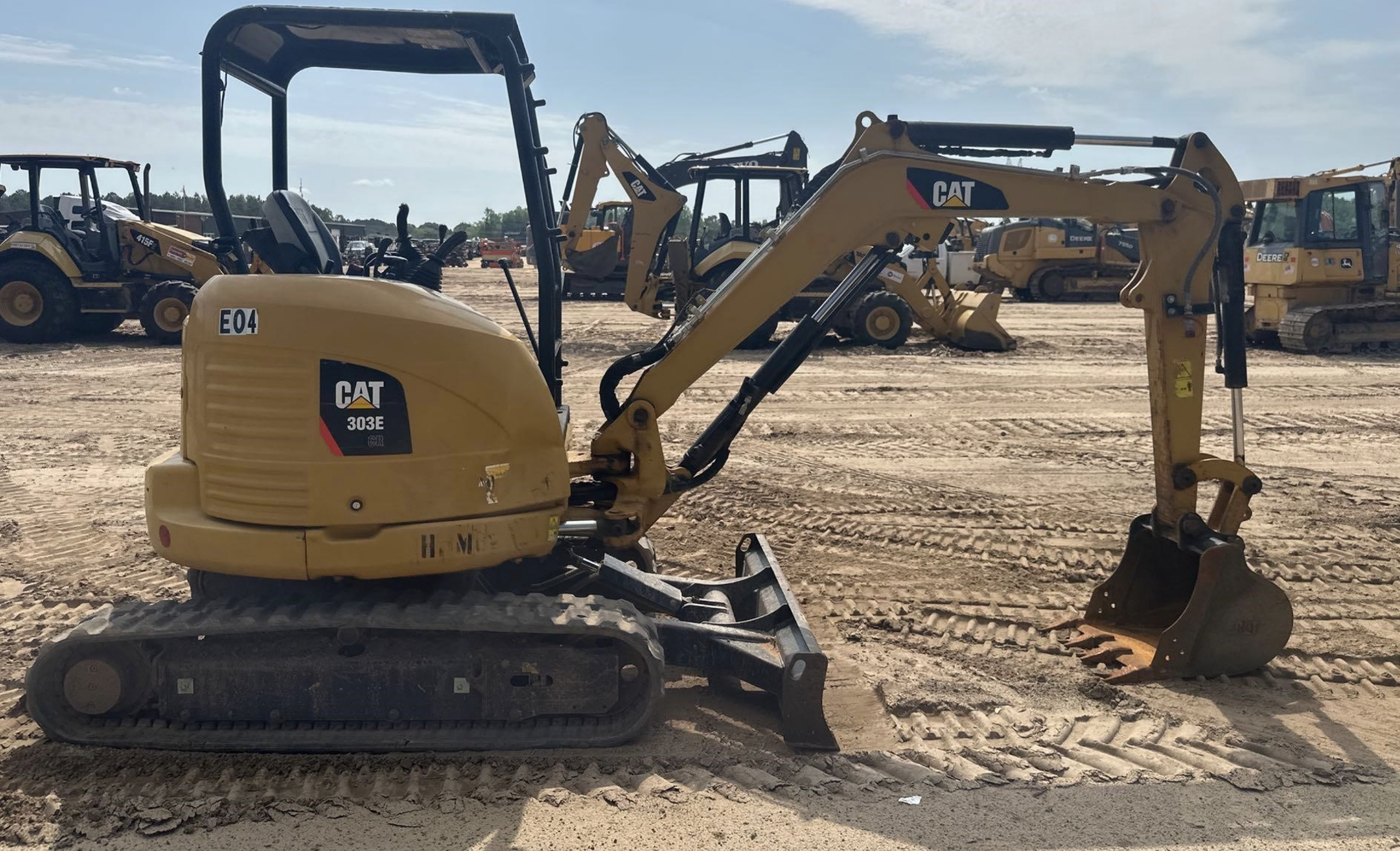 2017 Caterpillar 303E CR Excavator - Image 4 of 7