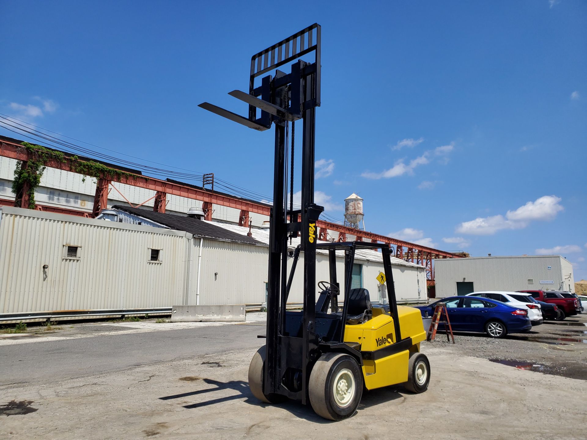 Yale GDP100MJNPBV110 10,000lb Forklift - Image 9 of 20