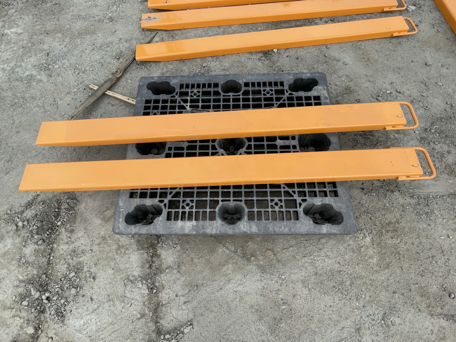 Brand New Wolverine Pallet Fork Extensions (C521E) - Image 3 of 3