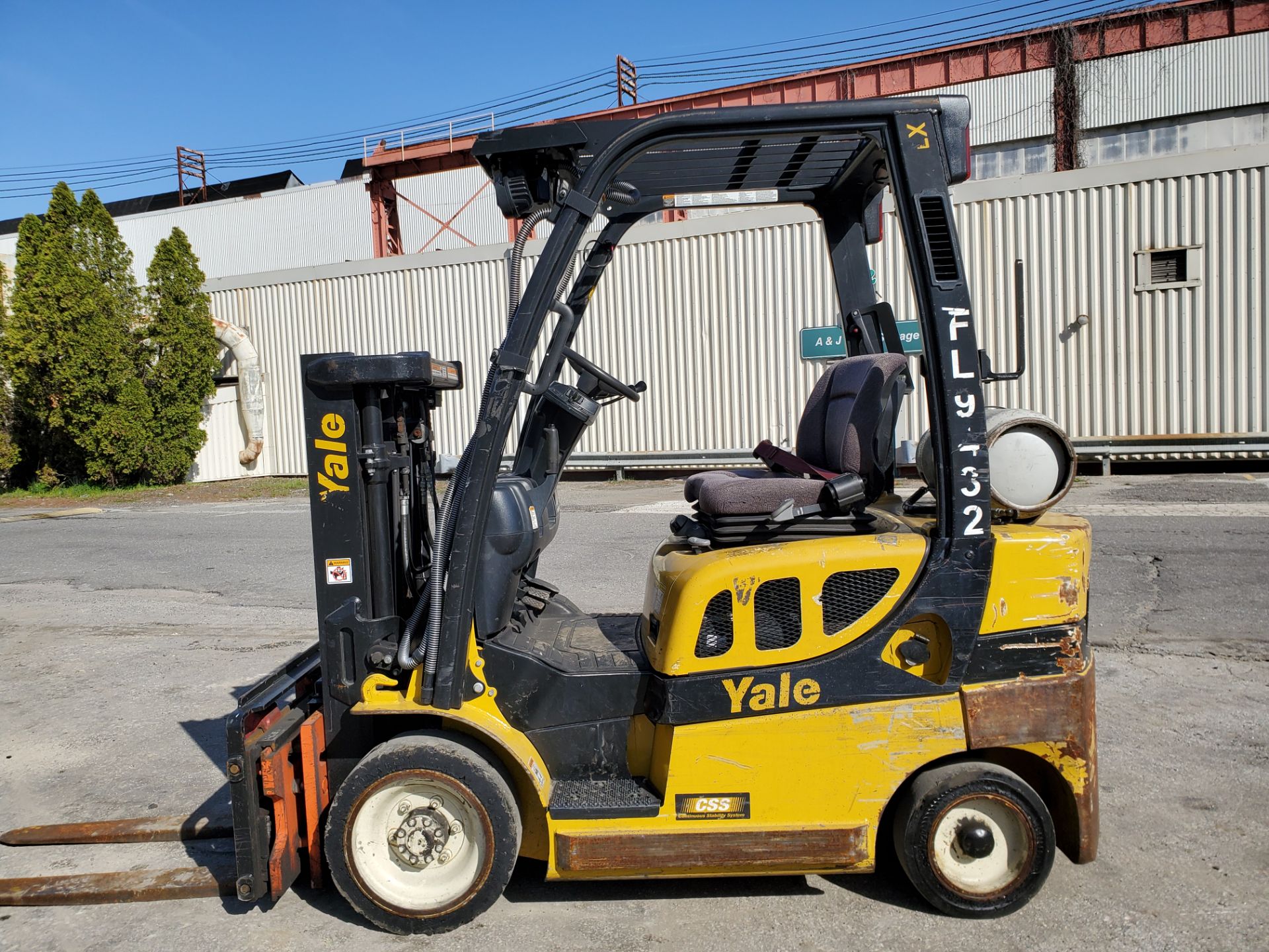 Yale GLC050LXNDAV062 4,000 lb Forklift