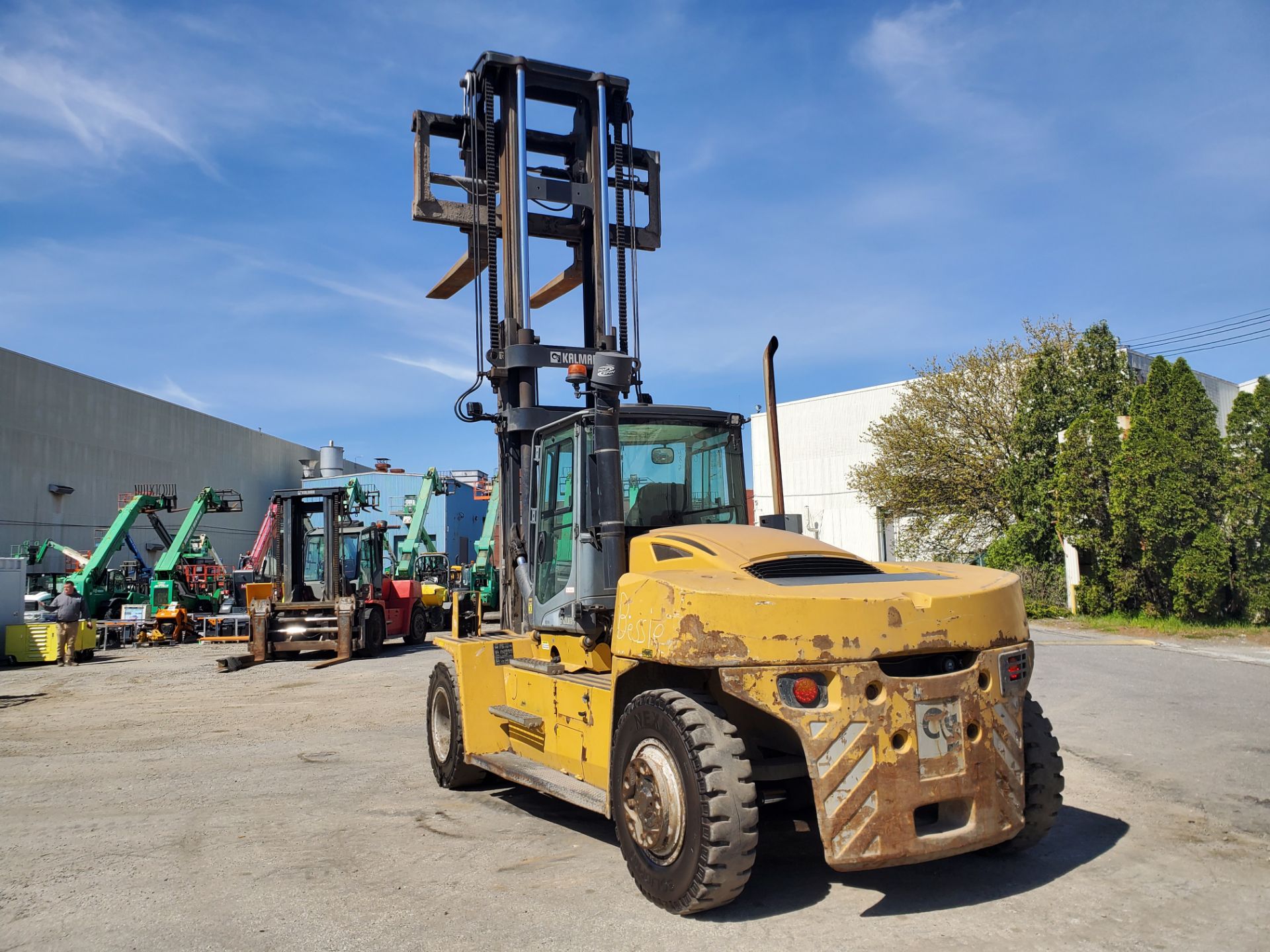 2015 Kalmar DCG-160-9 36,000lb Forklift - Image 8 of 21