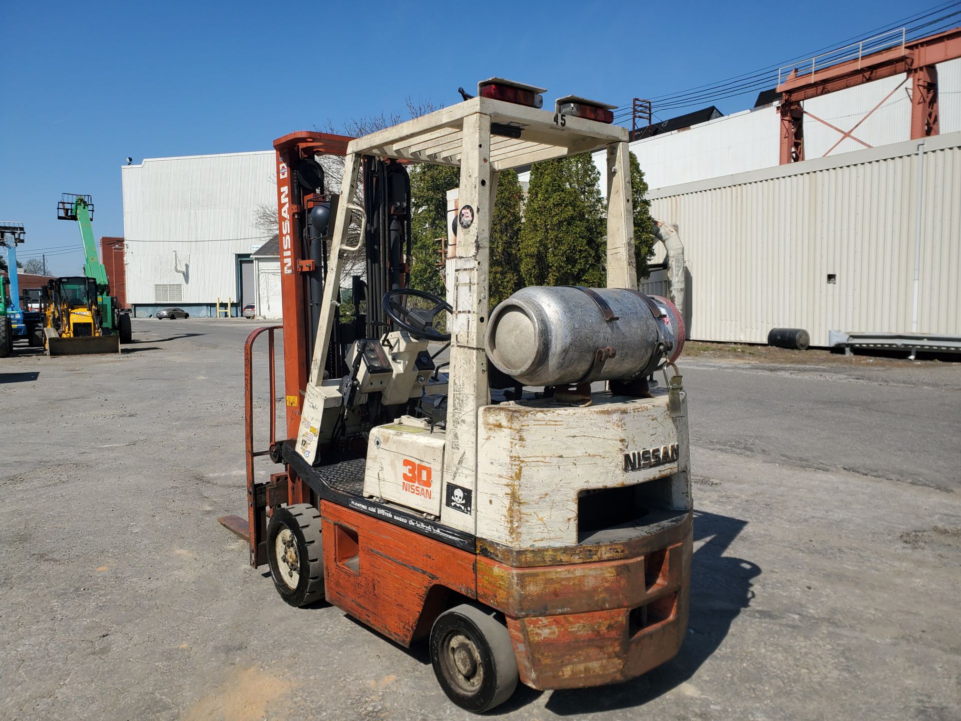 Nissan CPH01A15V 3,000lb Forklift - Image 5 of 18