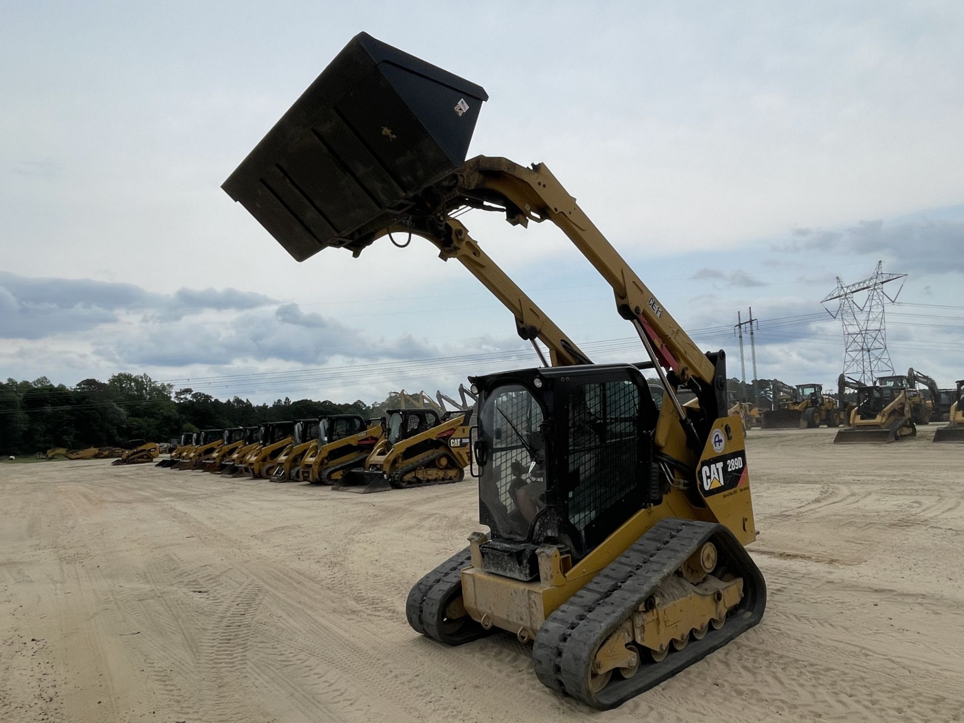 2017 Caterpillar 289D Skid Steer - Image 4 of 21