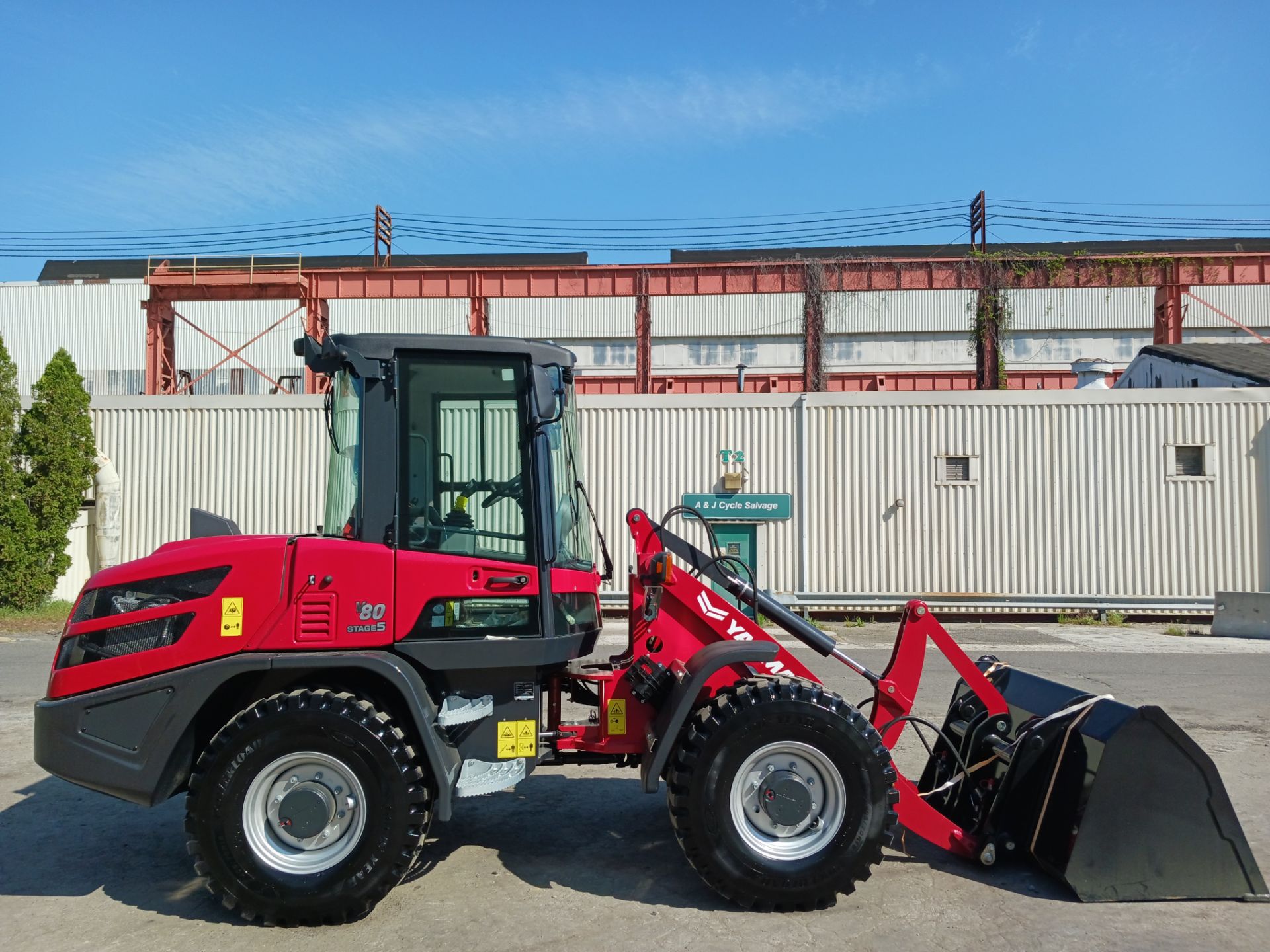 New Unused 2022 Yanmar V80 Wheel Loader - Image 2 of 16