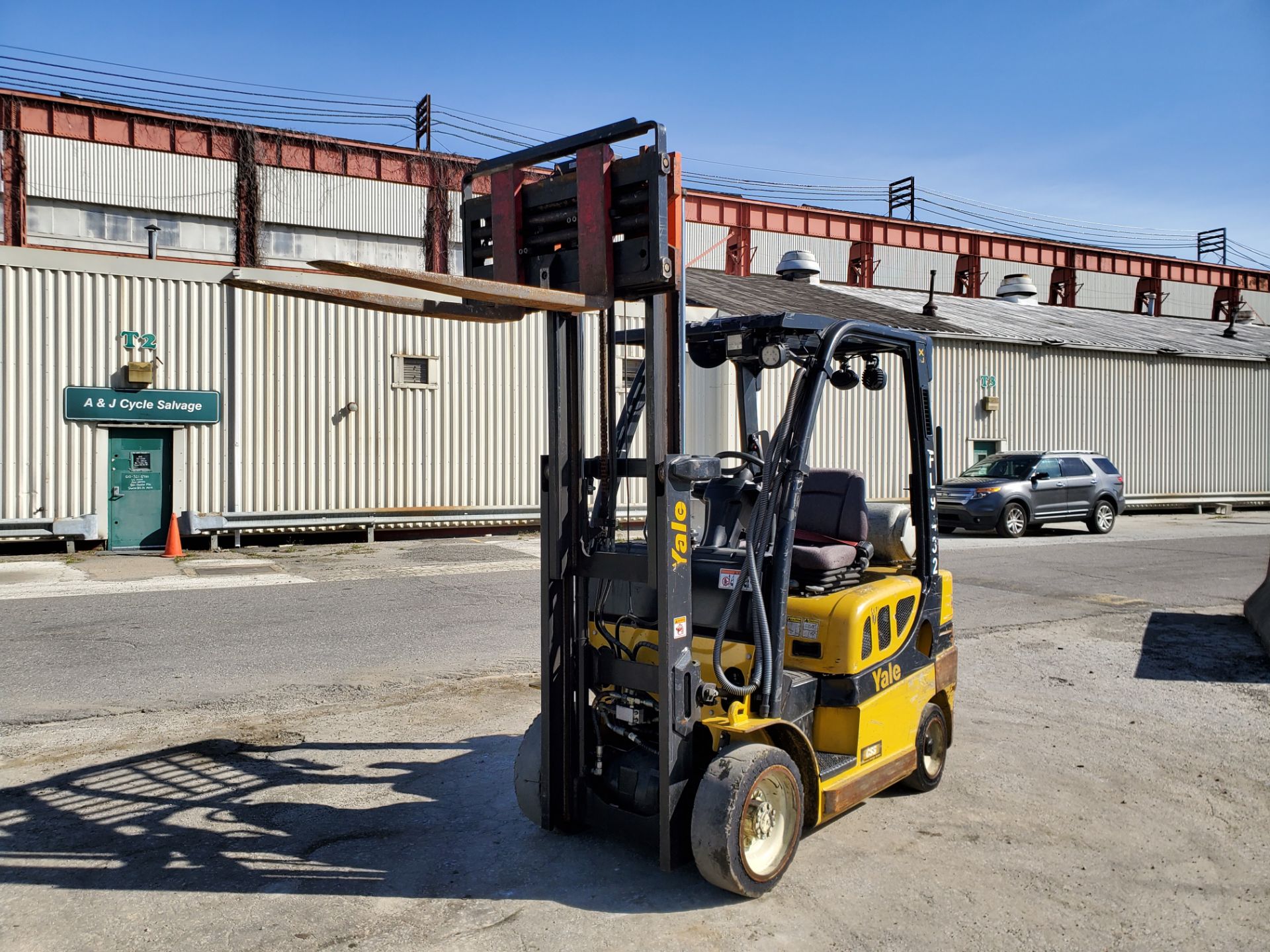 Yale GLC050LXNDAV062 4,000 lb Forklift - Image 9 of 14