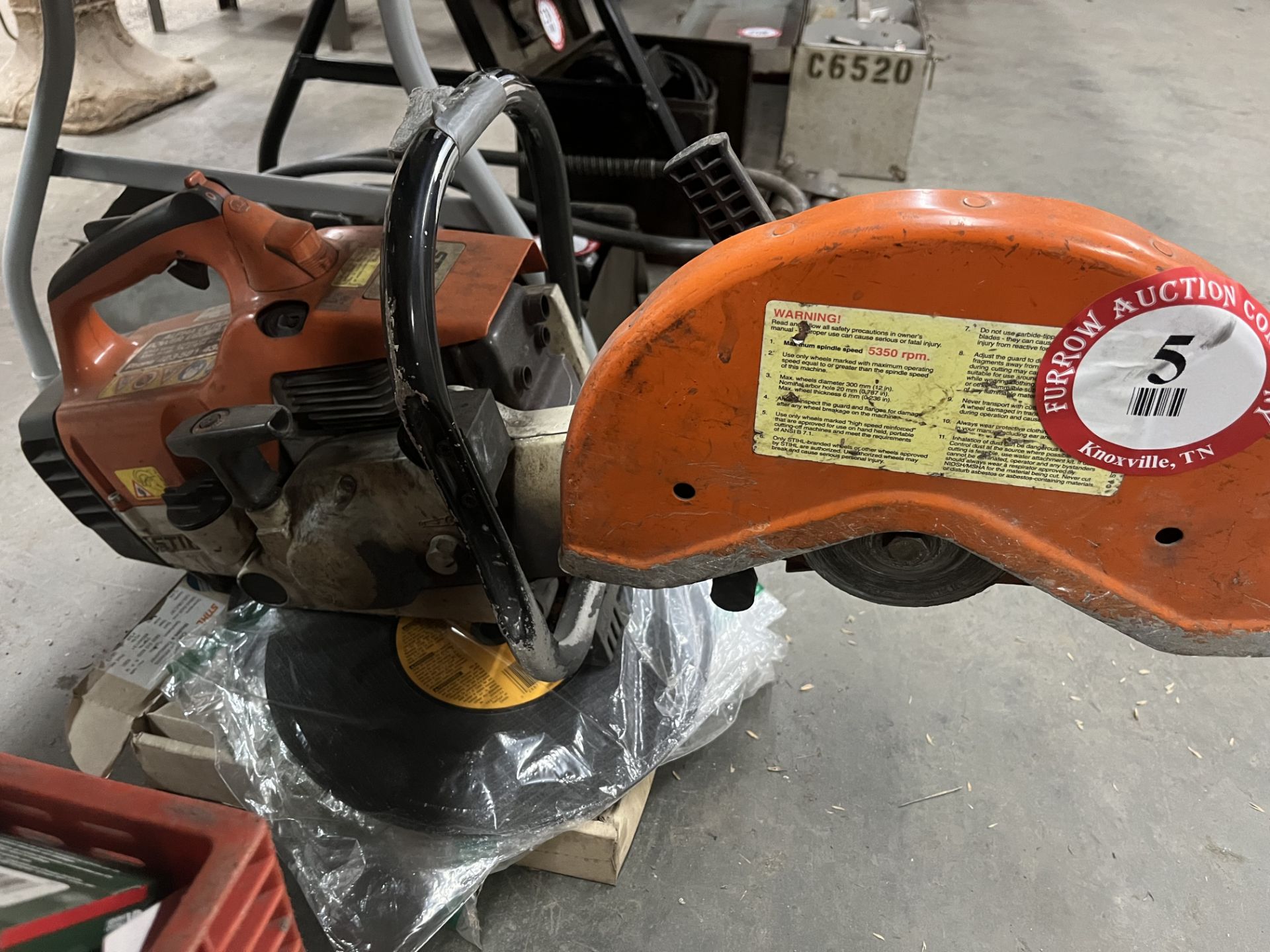 Stihl TS400 Abrasive Concrete Saw with Extra Blades - Image 2 of 4