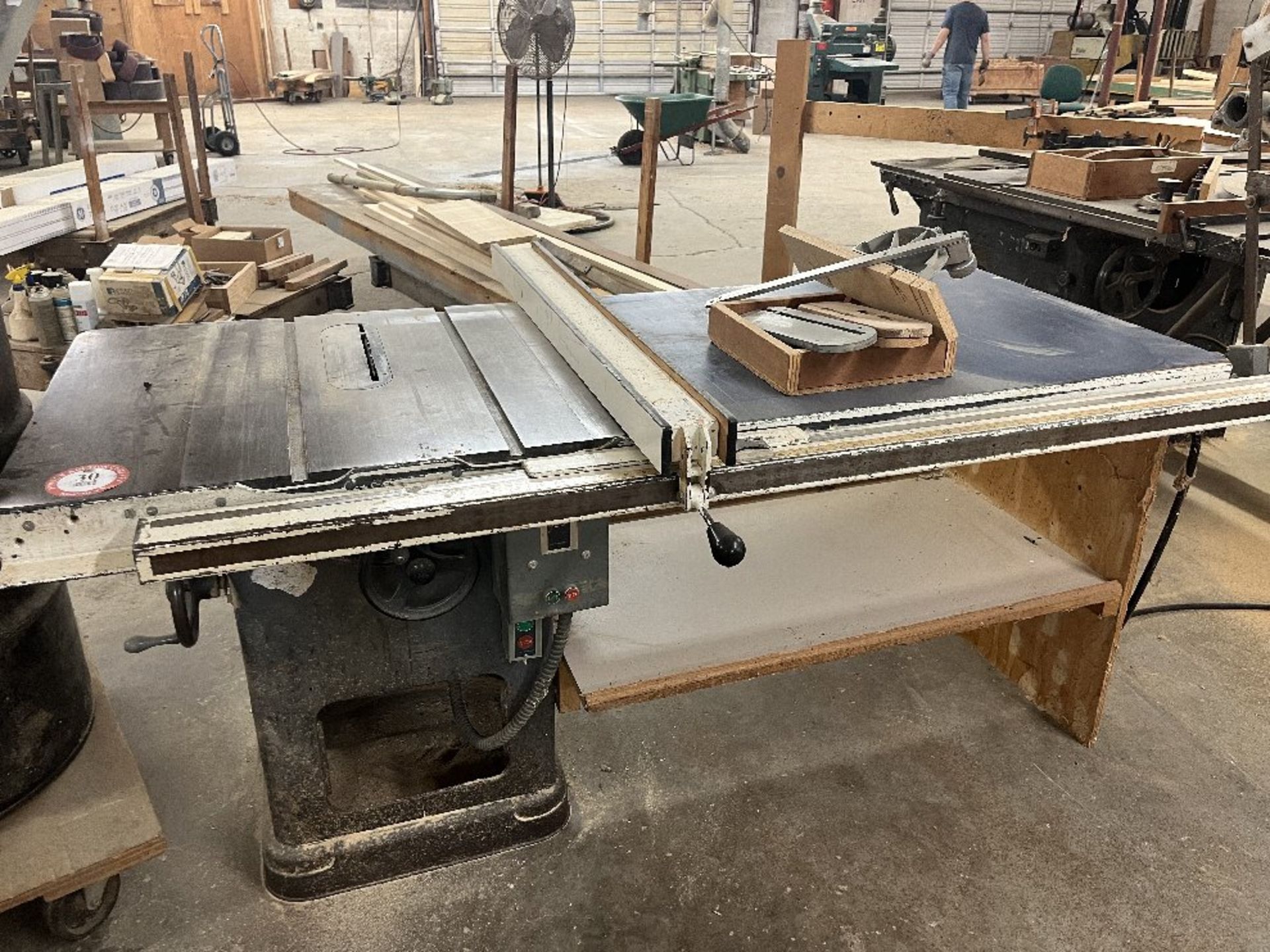 Rockwell Delta 10" Table Saw with Biesemeyer Fence