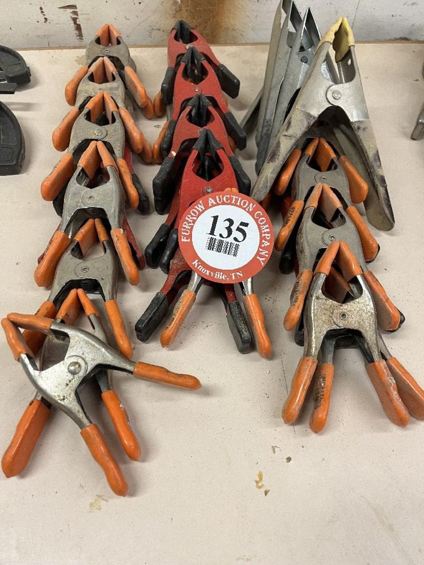 Approx 30 Spring Grip Clamps