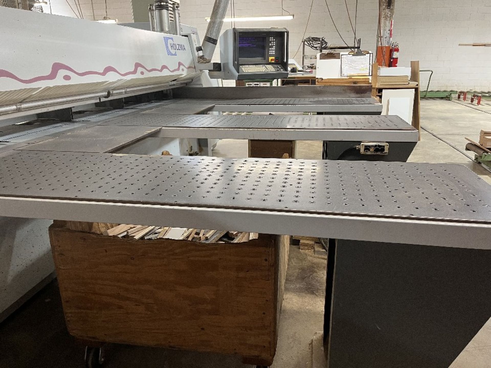 Holzma Panel Saw ModelHPP82 Optimat, S/N 0-240-15-2288, with 13' x 17' Table, Three 2' x 7' Air - Image 5 of 7