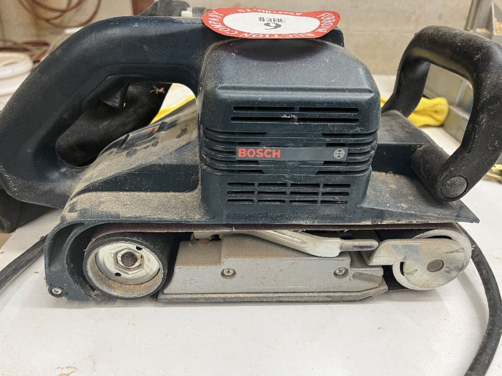 Bosch Model 1276D Handheld 4" Belt Sander - Image 3 of 3