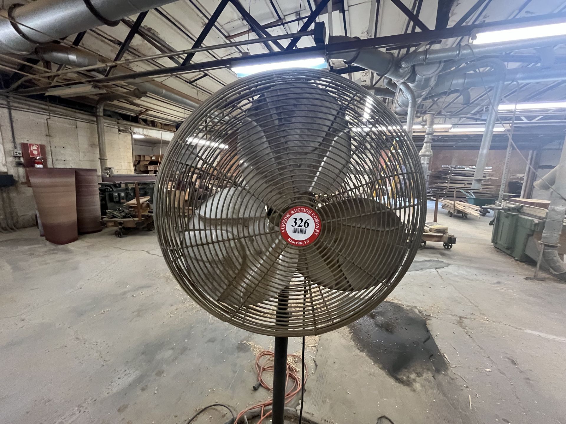 24" Pedestal Shop Fan