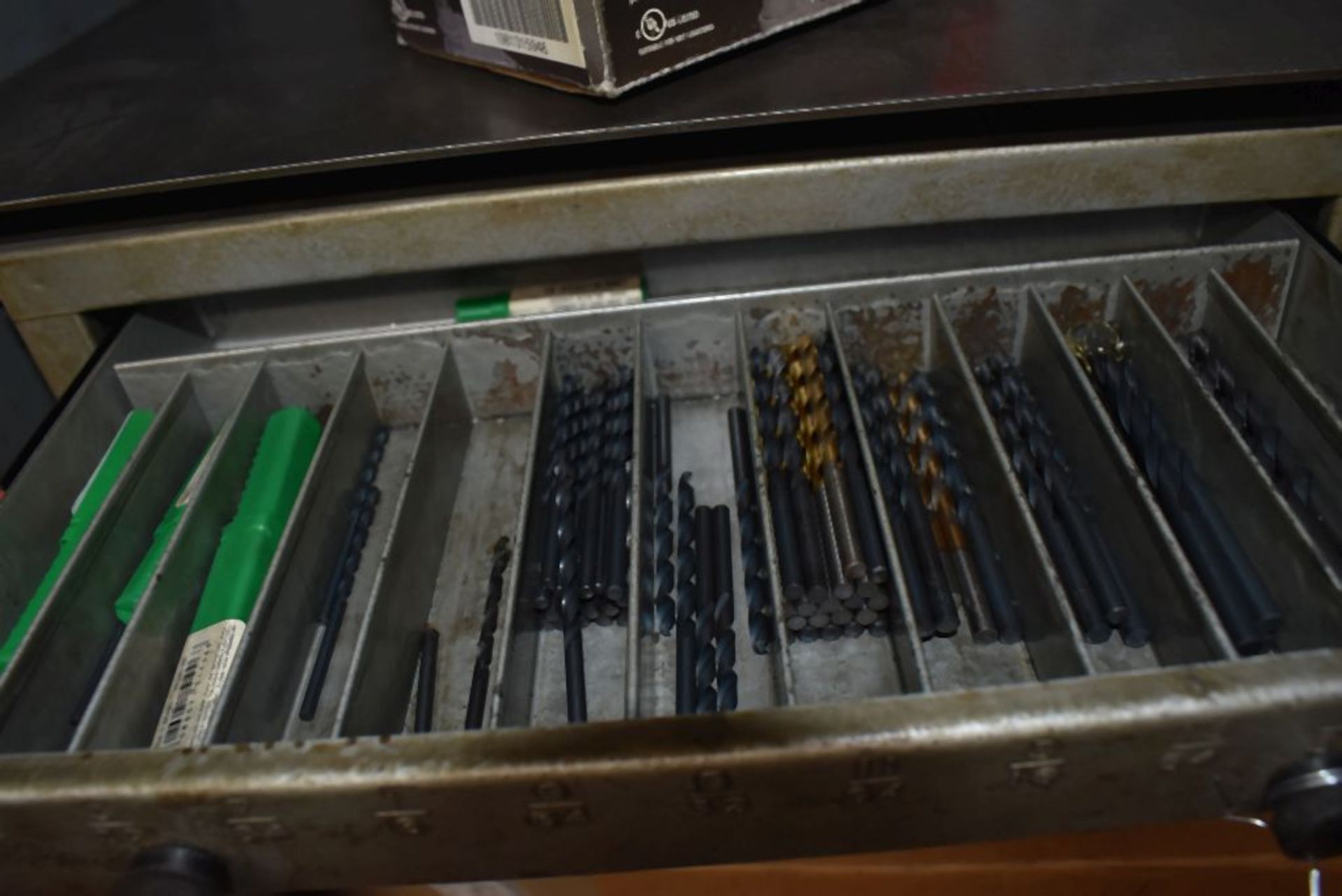 THREE DRAWER CABINET WITH FRACTIONAL DRILL BITS - Image 3 of 3