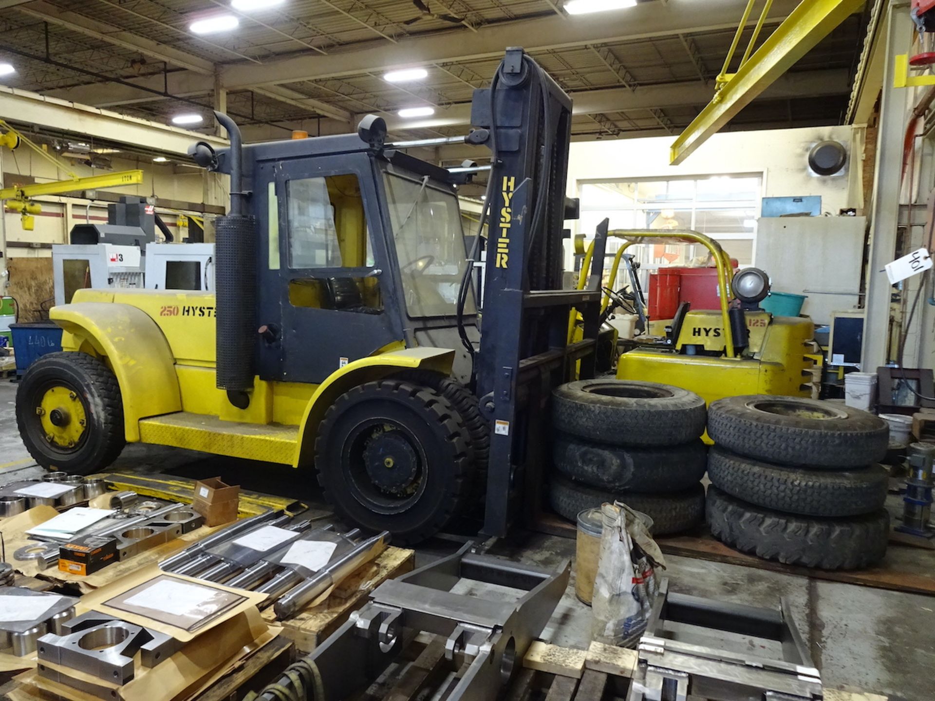 HYSTER 27,000LB. CAP. MODEL H250H DIESEL YARD LIFT TRUCK, S/N C007D03460K, DUAL FRONT TIRES, SIDE