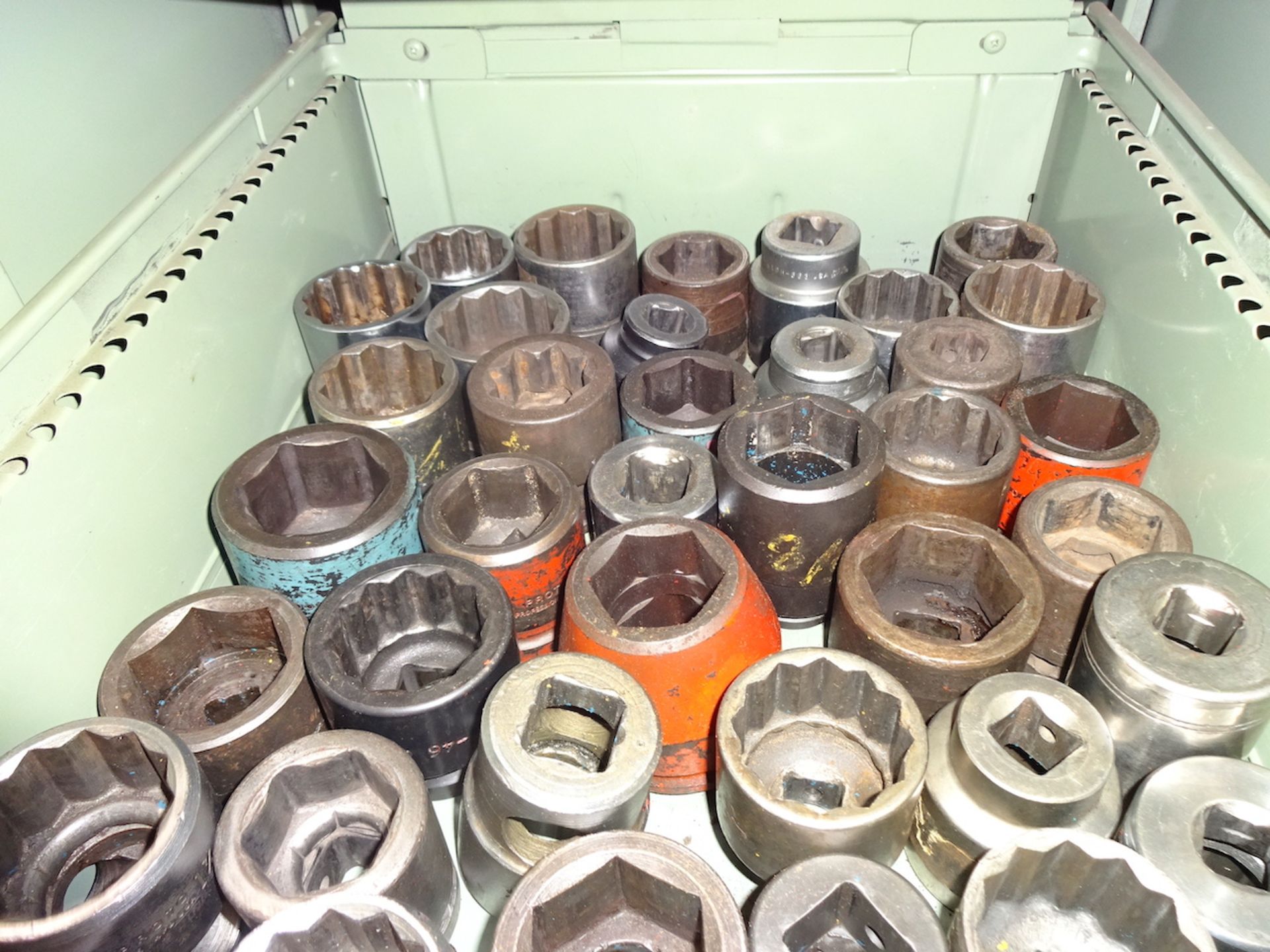 LOT: ASSORTED LARGE HEAVY DUTY SOCKETS (IN CABINET DRAWER)
