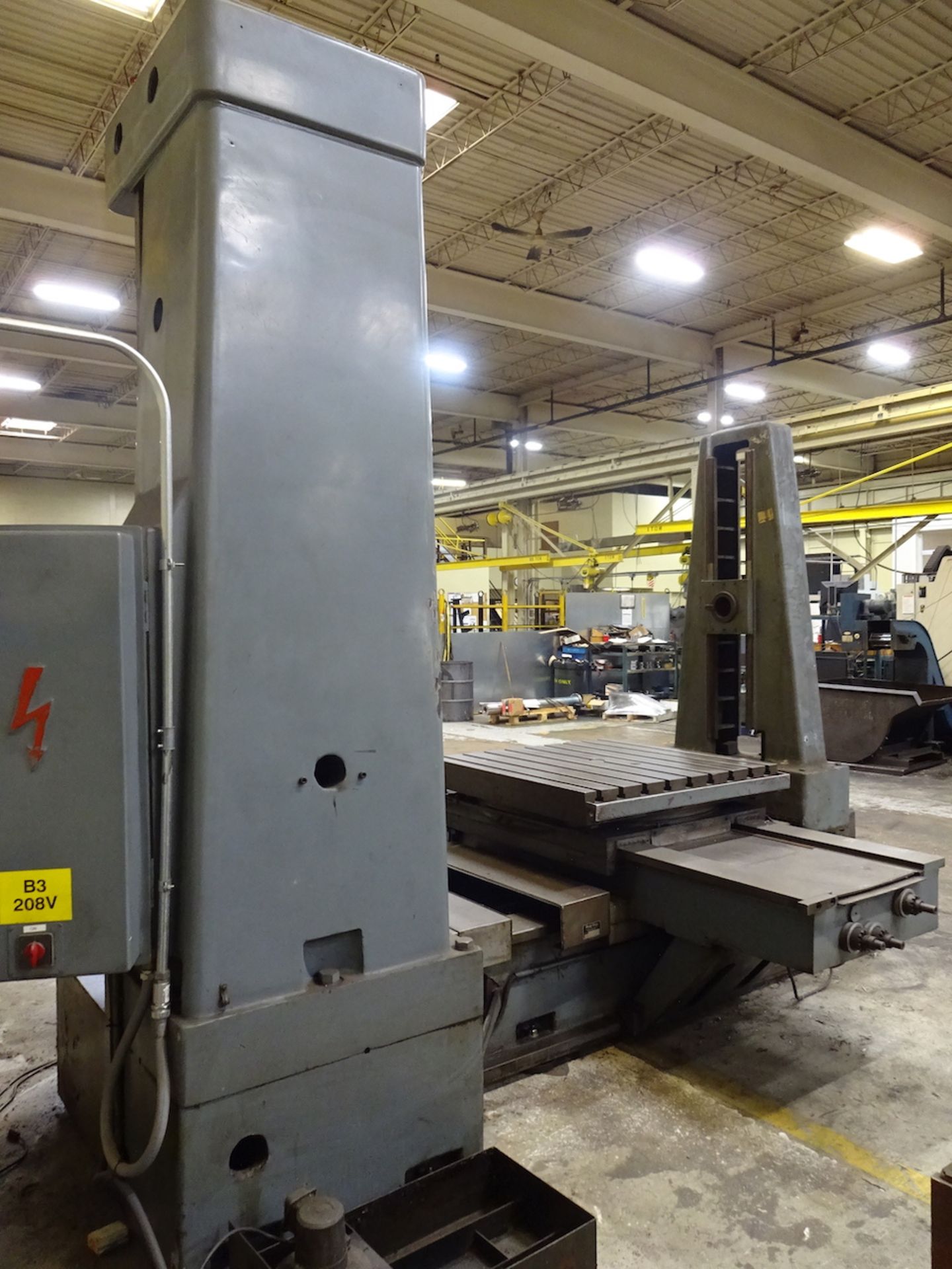MEUSER MODEL M76BFS HORIZONTAL BORING MILL, S/N M76BFS-45286, 39 X 39 BUILT-IN ROTARY TABLE, 7. - Image 5 of 20