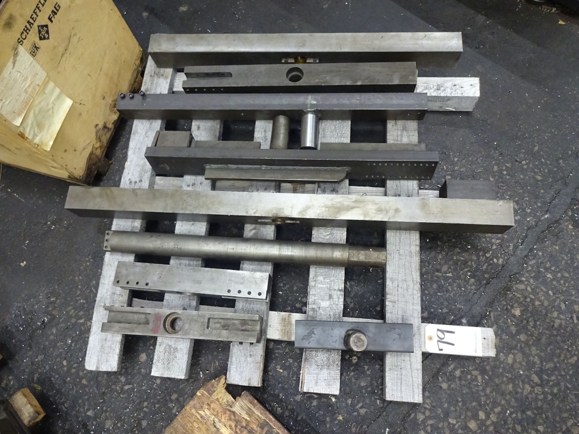 LOT: LARGE CUSTOM BORING BARS (ON PALLET)