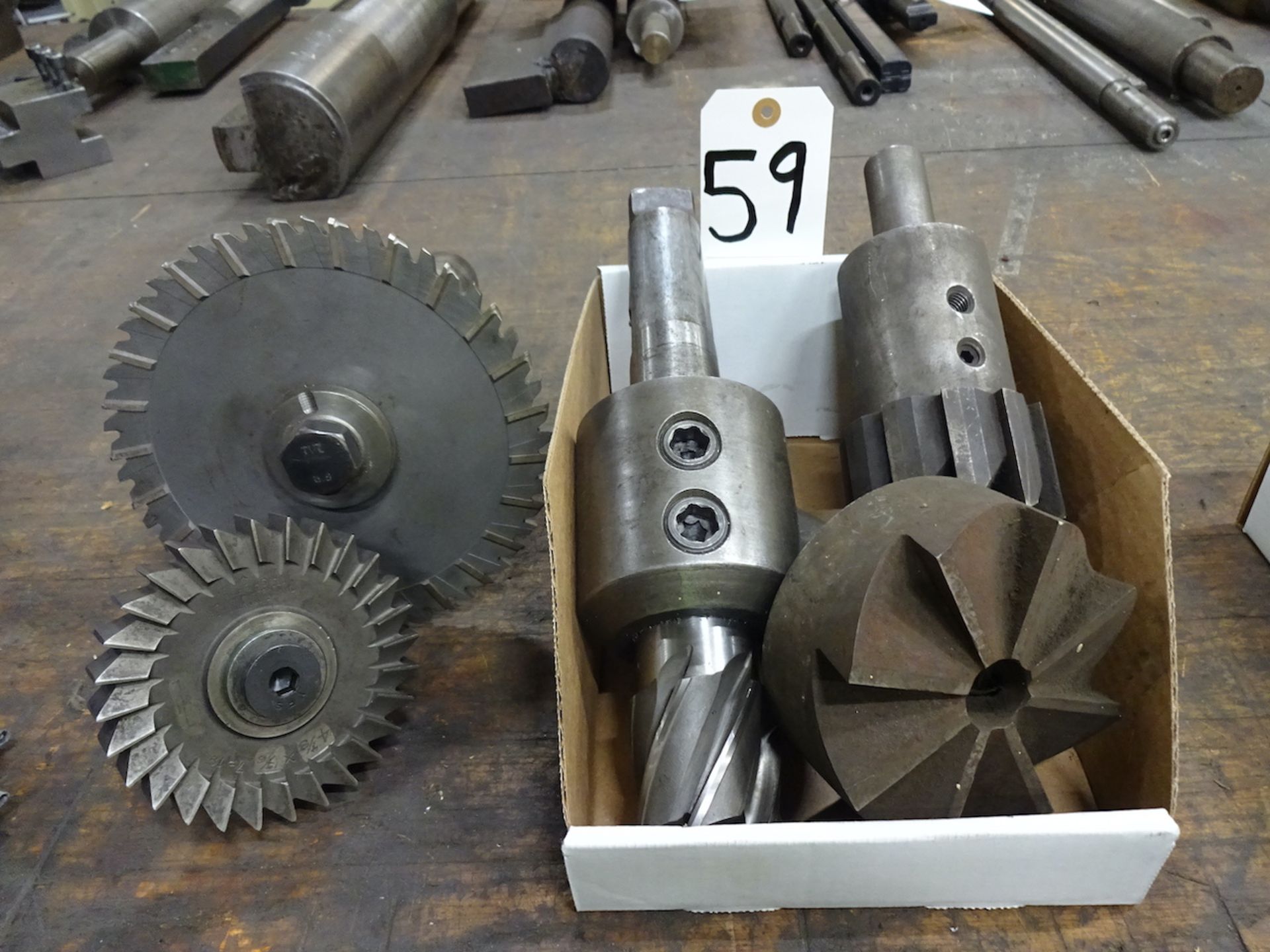 LOT: ASSORTED LARGE MILLING CUTTERS