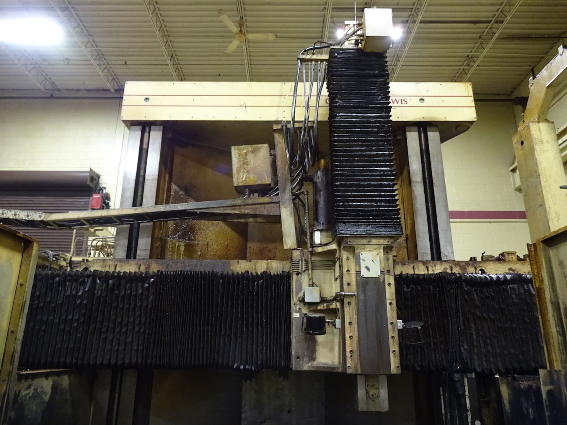 1999 GIDDINGS & LEWIS 84 IN. MODEL 84VTC CNC VERTICAL BORING MILL, S/N 515-0031-99, 96 IN. SWING, 84 - Image 22 of 36