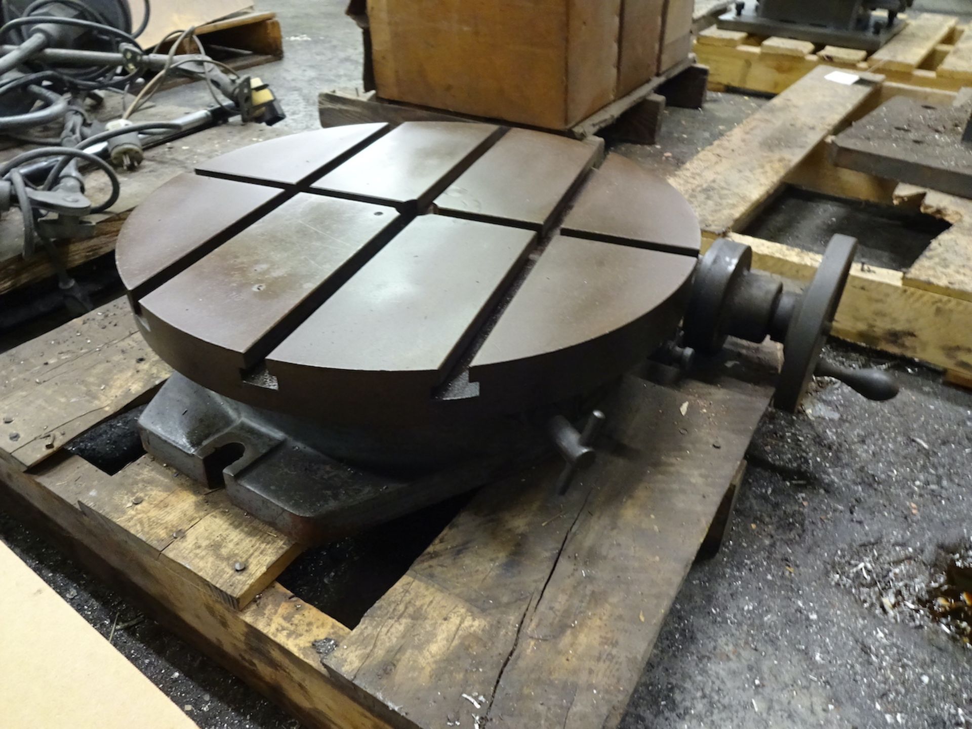 TROYKE 18 IN. ROTARY TABLE - Image 2 of 2