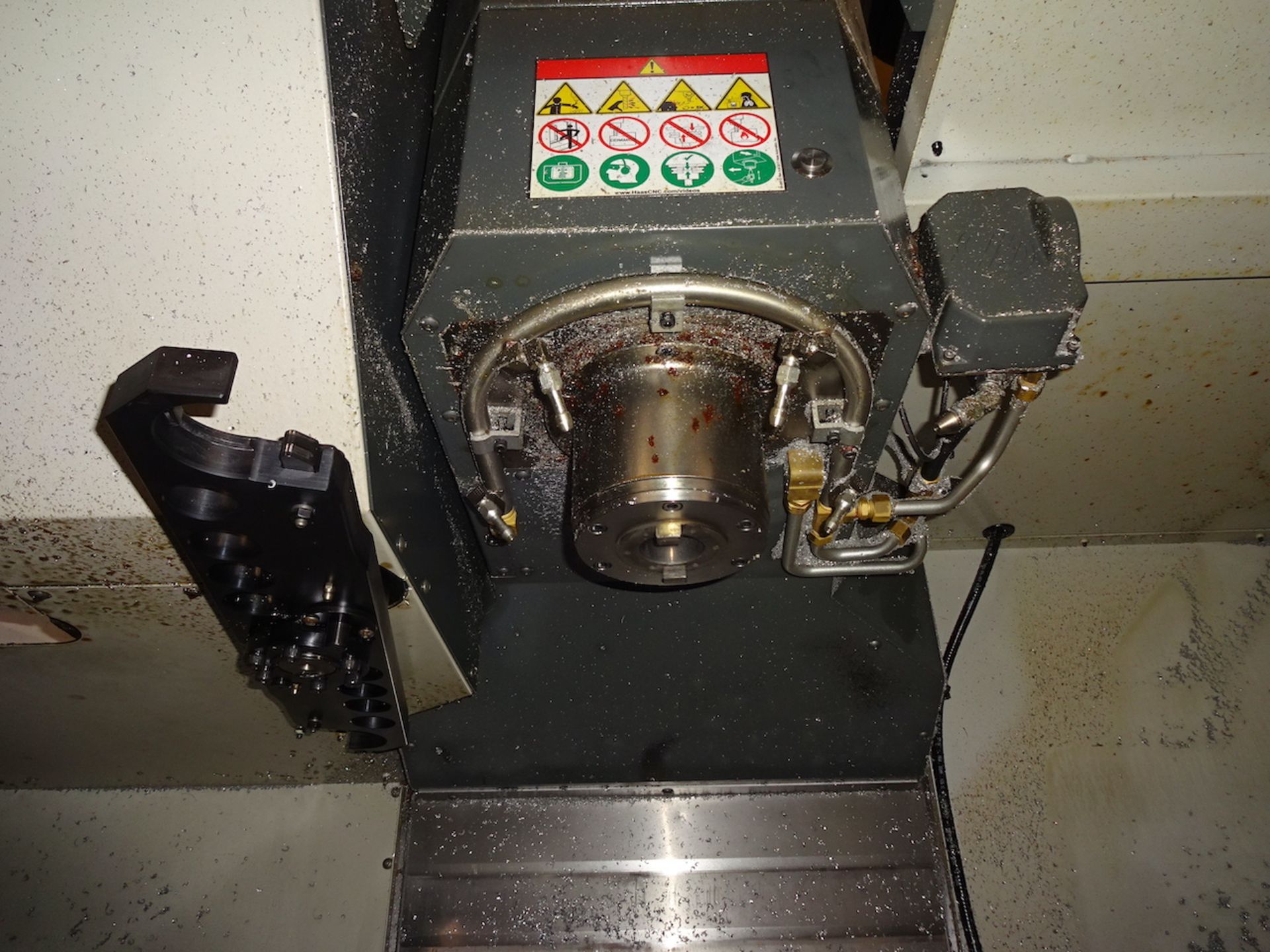 2019 HAAS MODE VF-5SS CNC VERTICAL MACHINING CENTER, S/N 1160103, 30-TOOL SIDEMOUNT ATC, HAAS CNC - Image 27 of 34