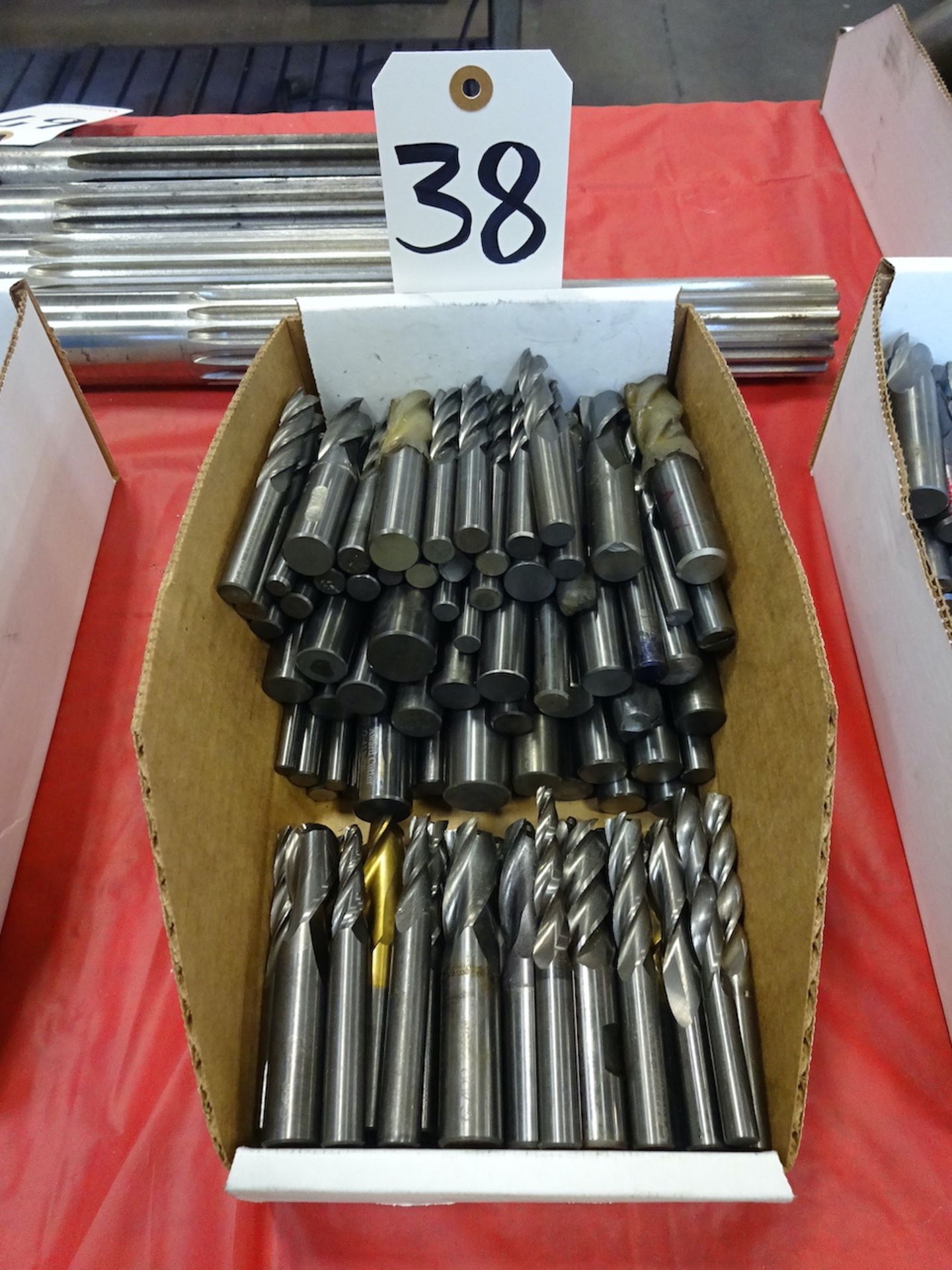 LOT: ASSORTED CARBIDE END MILLS