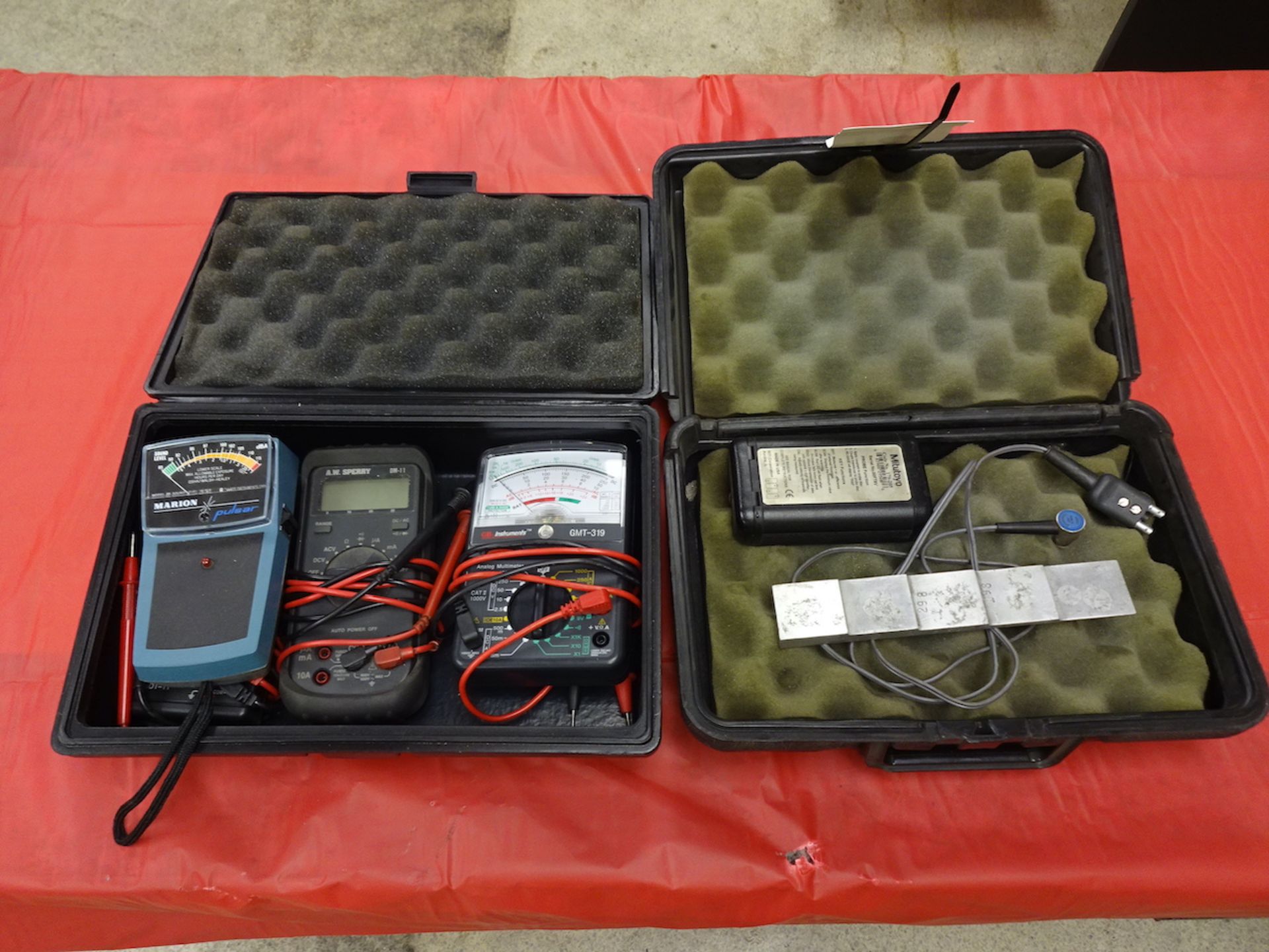 LOT: ASSORTED METERS INCLUDING MARION PULSAR MODEL 85 NOISE METER, GB INSTRUMENTS MODEL GT-11